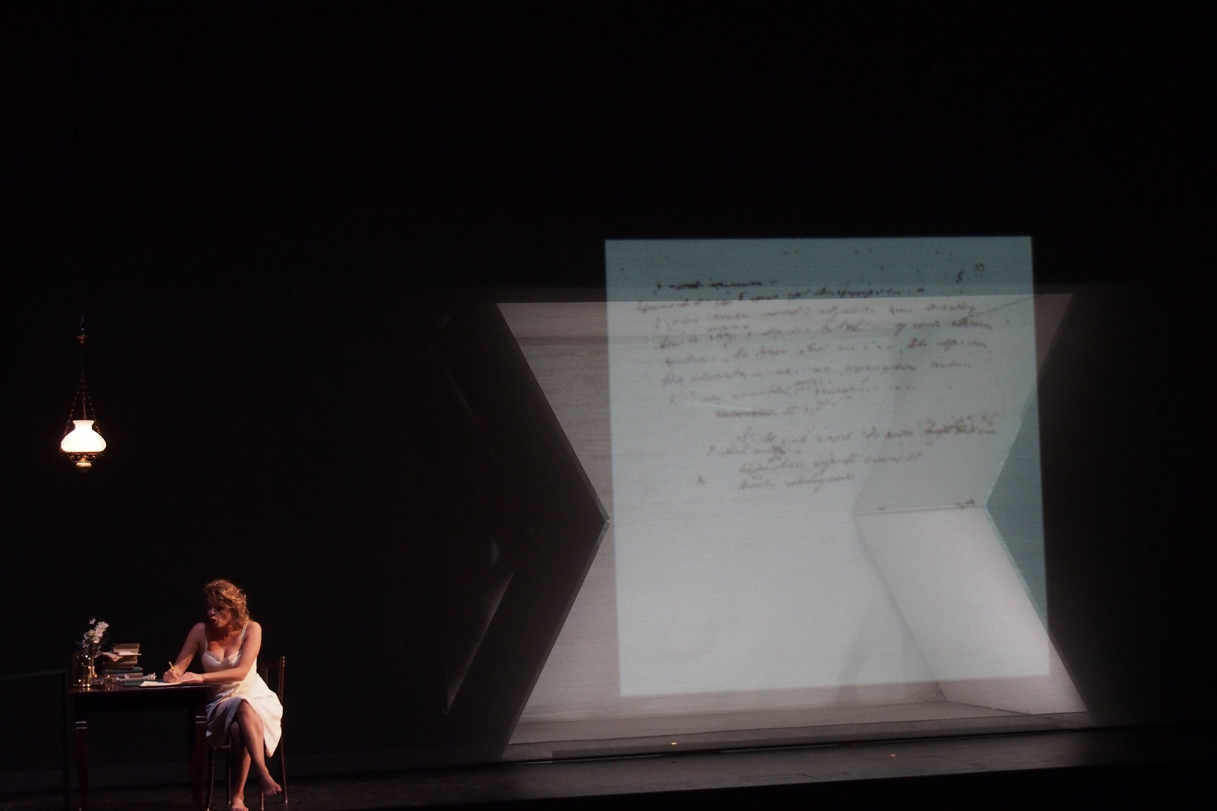 Eugen Onegin_Freiburg_18©Kristin Zwimpfer_019.JPG