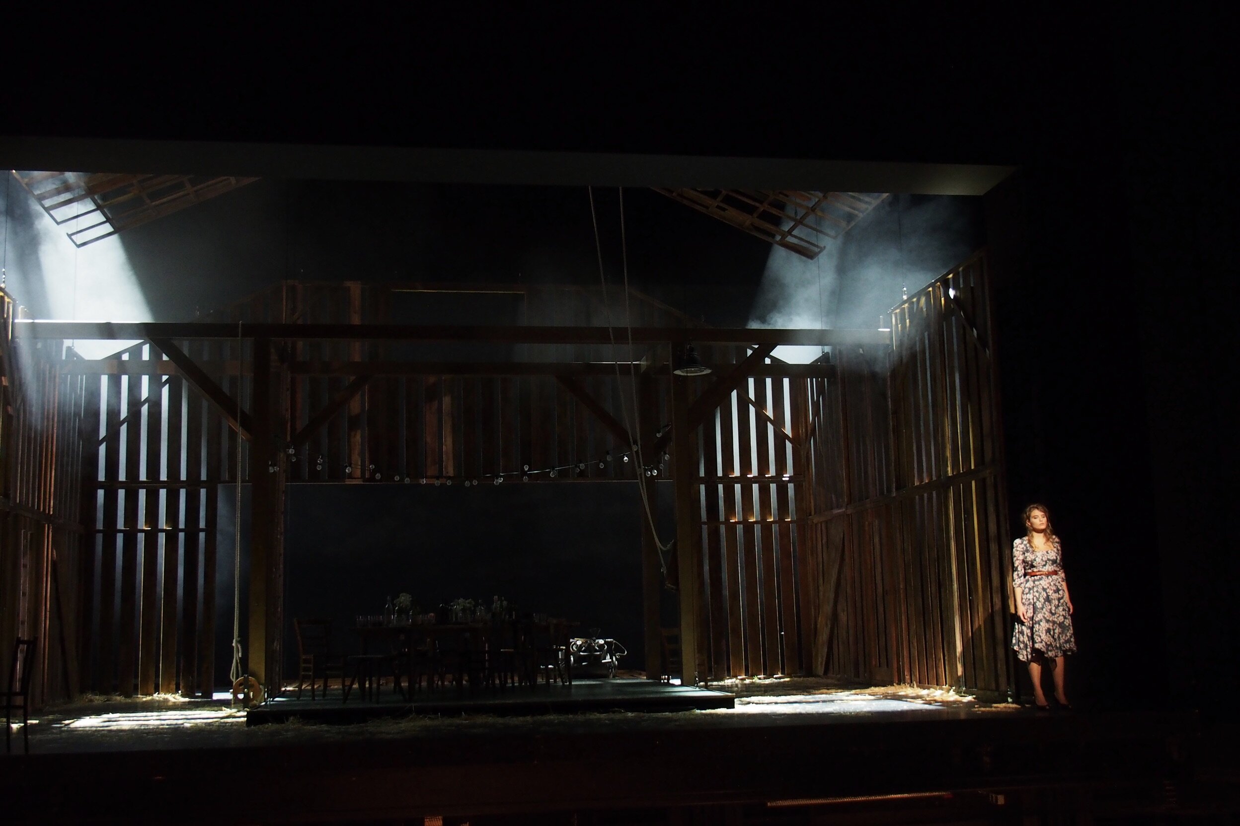 Eugen Onegin_Freiburg_18©Kristin Zwimpfer_022.JPG