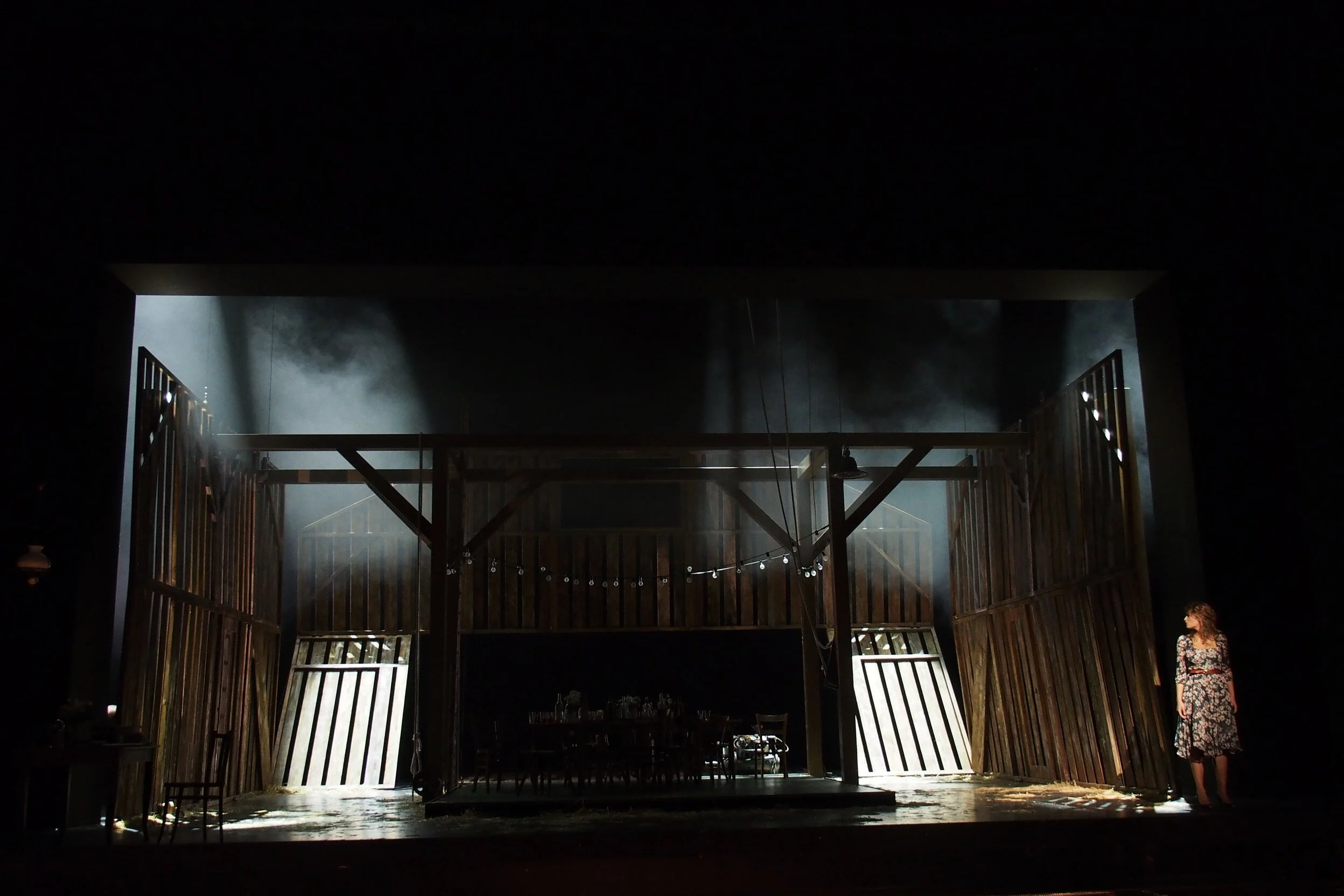 Eugen Onegin_Freiburg_18©Kristin Zwimpfer_024.JPG