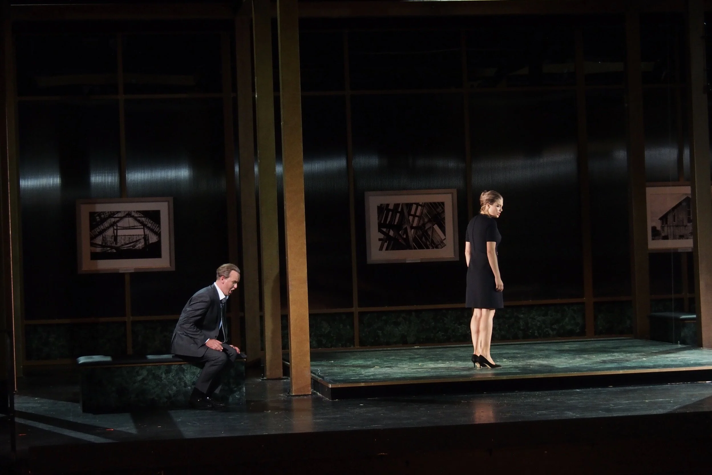 Eugen Onegin_Freiburg_18©Kristin Zwimpfer_045.JPG