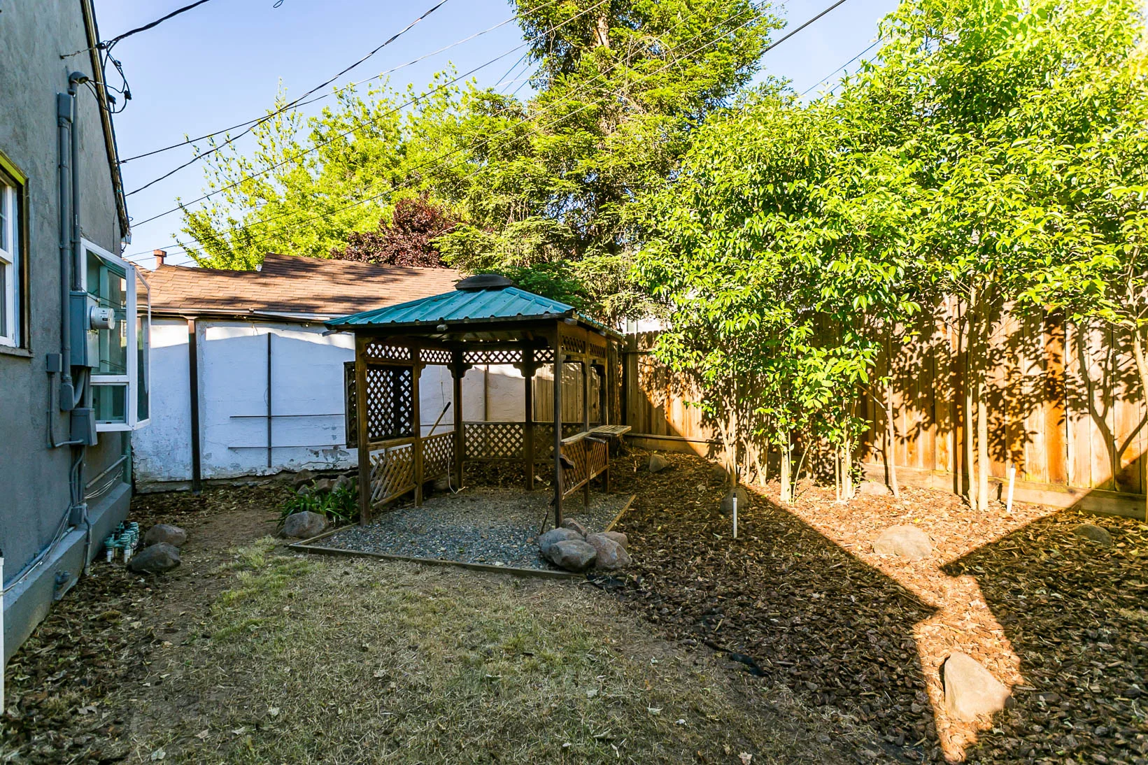 2425 36th St-22.jpg