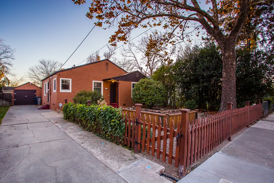 5206 9th Ave (7 of 41).jpg
