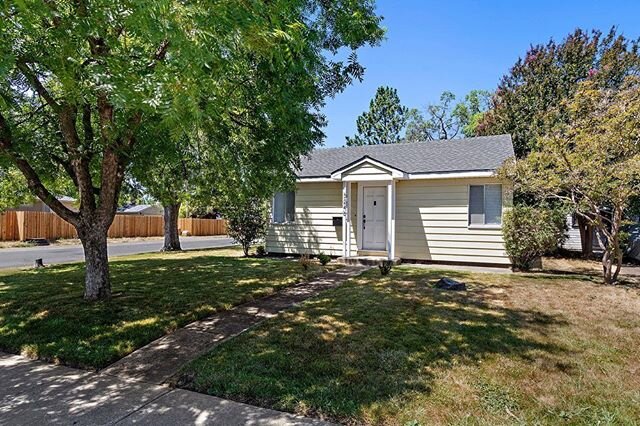 New listing in Tahoe Park! 3246 Kroy Way is a two bed, one bath single-family home on a large corner lot. The backyard is a dream for anyone who loves to entertain. Detached two car garage and just minutes from midtown/downtown and easy freeway acces