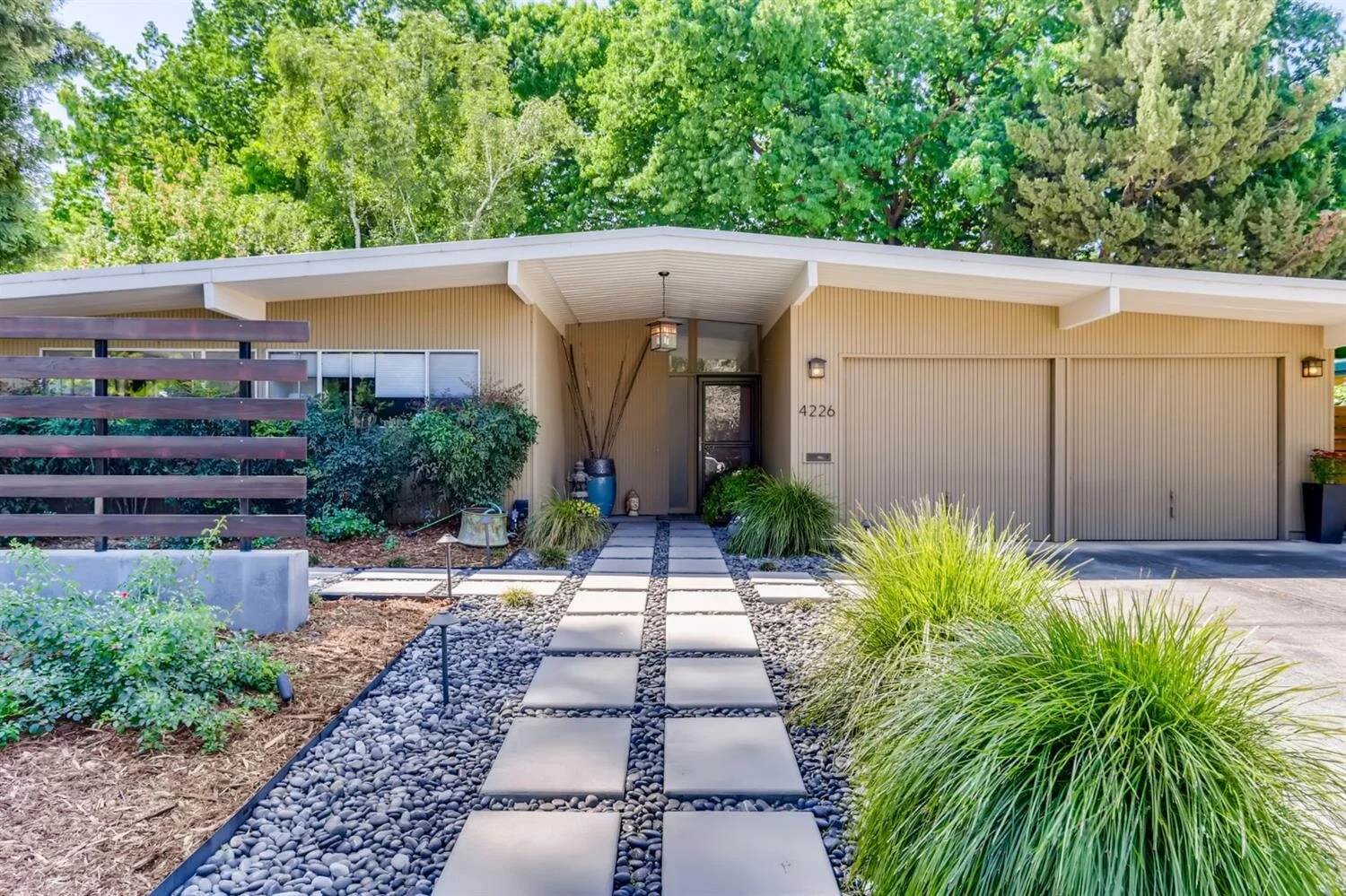 4226 Stowe Way $850,000