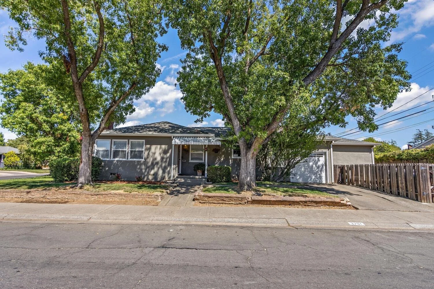 3701 60th St. $489,000