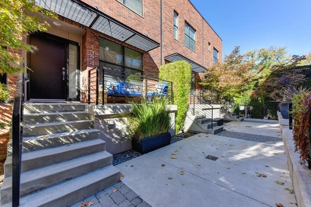 1324 E Sutter Walk $618,000