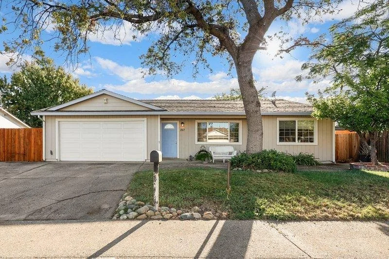 207 Briarcliff Dr. $525,000