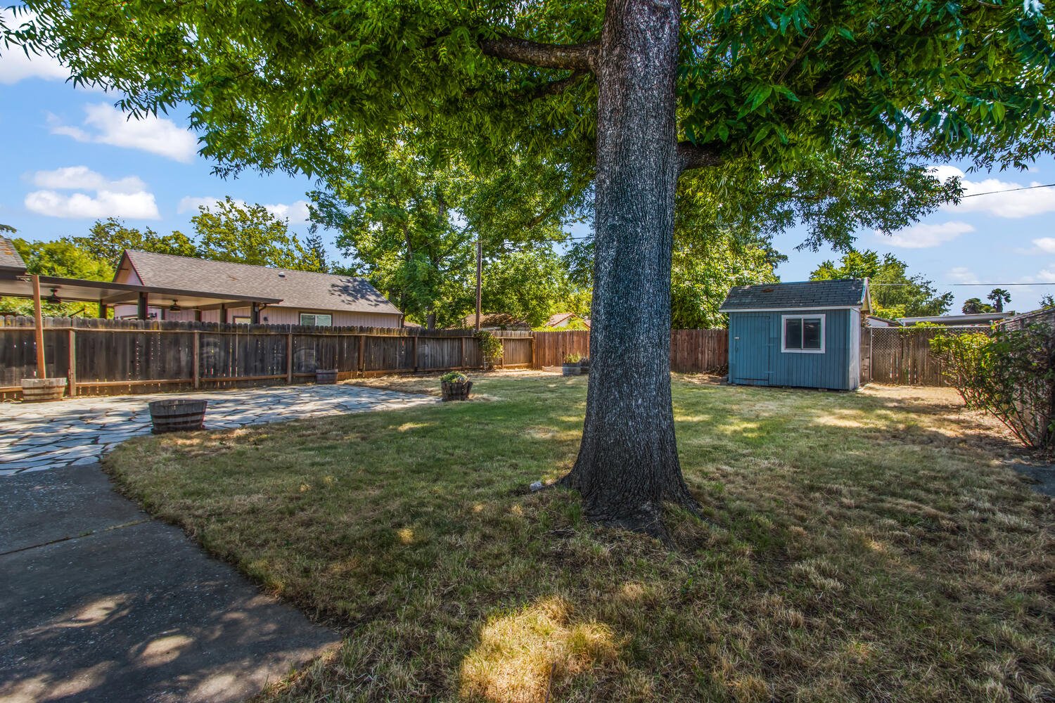 7040 18th Ave Sacramento CA-large-024-029-18th 20-1500x1000-72dpi.jpg