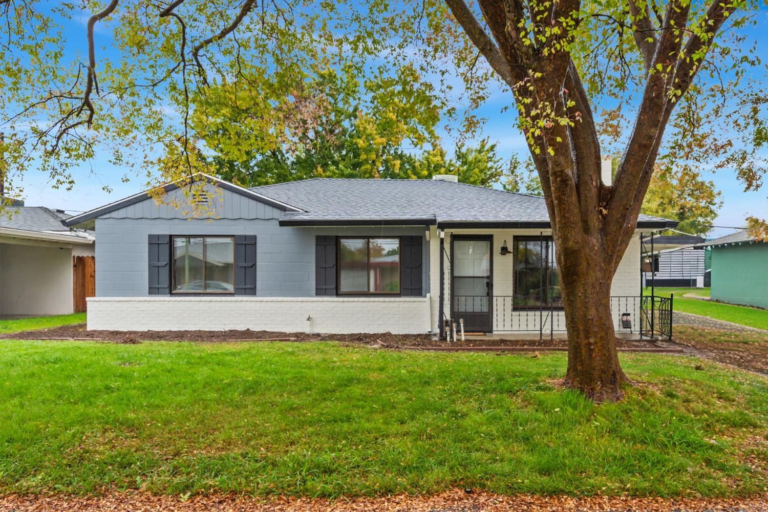5405 59th Street $472,000