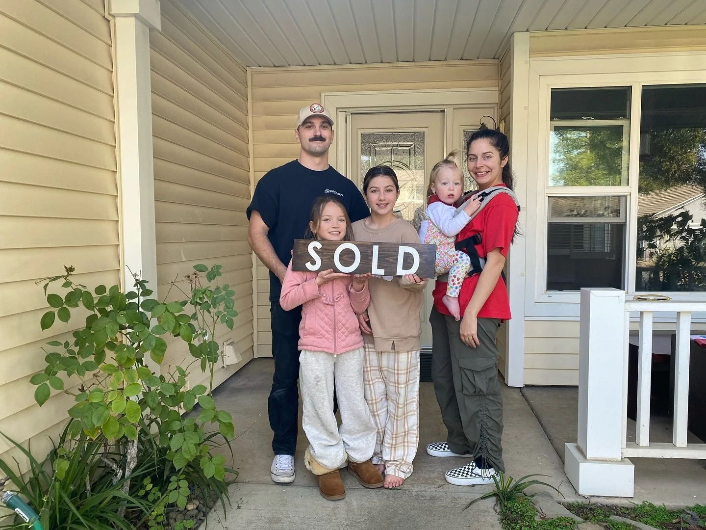 Sold on Jade Crest Ct in Elk Grove! Congrats to my buyers on their purchase. I had the privilege of representing the buyers and seller on this off market purchase, everyone was so chill! Congratulations on being homeowners, Carmen &amp; Dave and than