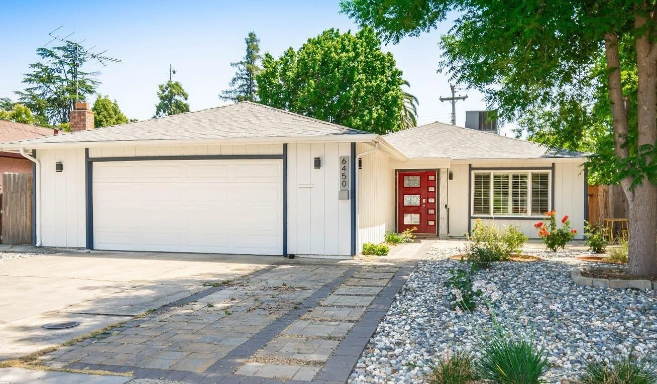 Sold in Tahoe Park!
This adorable home was such a fun sale. I had particularly fun clients on this one, they kept me on my toes and were some of the most methodical buyers I&rsquo;ve had the pleasure of working with. Truly wonderful people. Also, hug