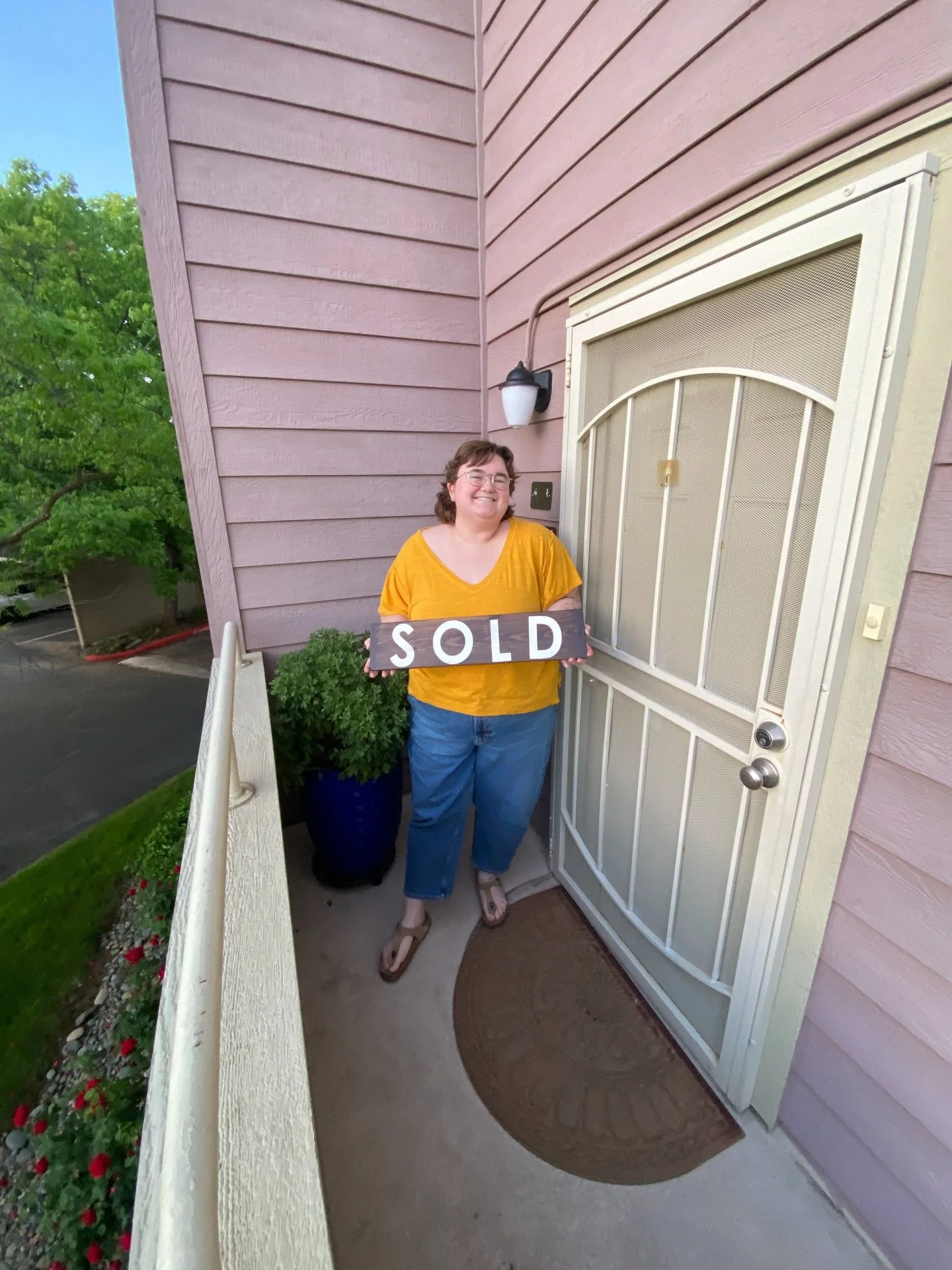 Sold at Trinity River! Congratulations on your new Condo Emma! You are one of the sweetest and most kind hearted souls I have met! I hope you make a ton of memories in your new home! 🏡 🙌🏽💛

Sara Muir GUIDE Real Estate DRE&mdash;01973467

#Sacrame
