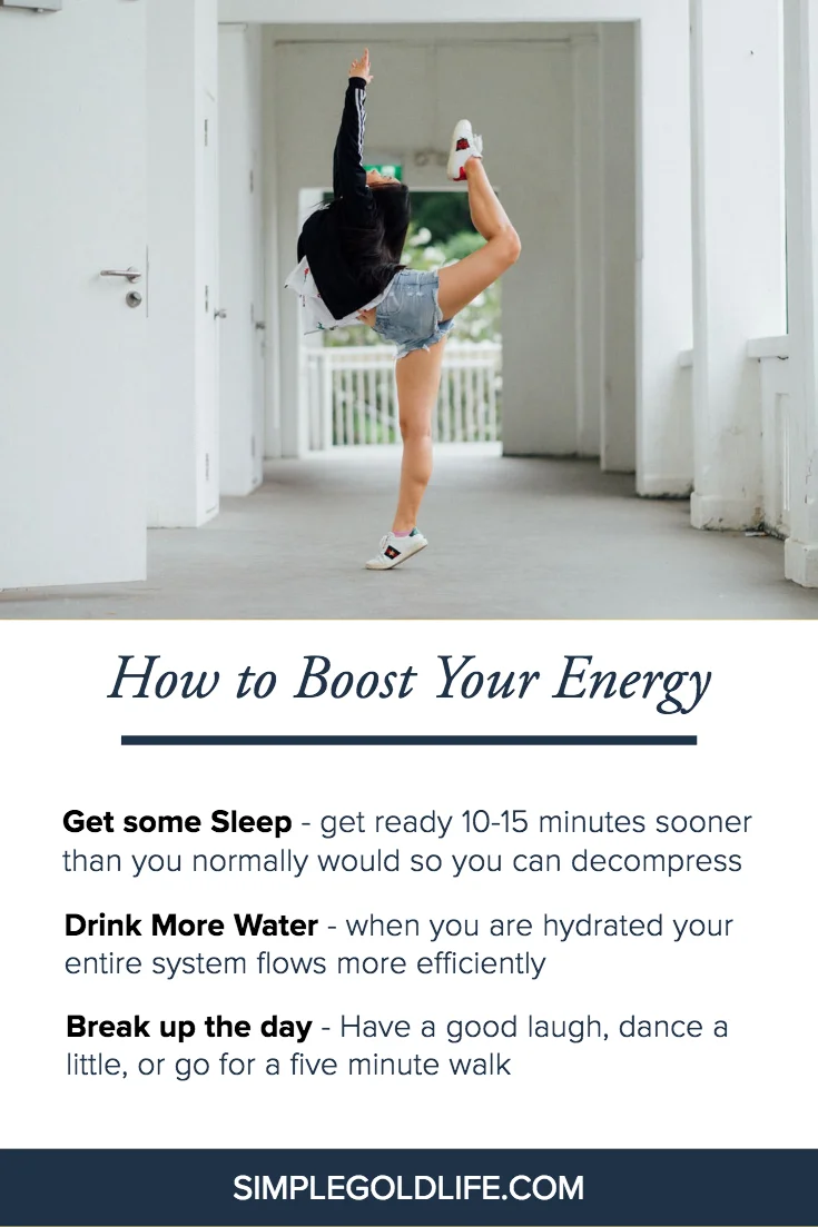 We are busy and we are tired!! But these simple tips will boost your energy and motivate you to get your morning or any part of your day back on track #boostyourenergy #freeenergydownload #overcometired