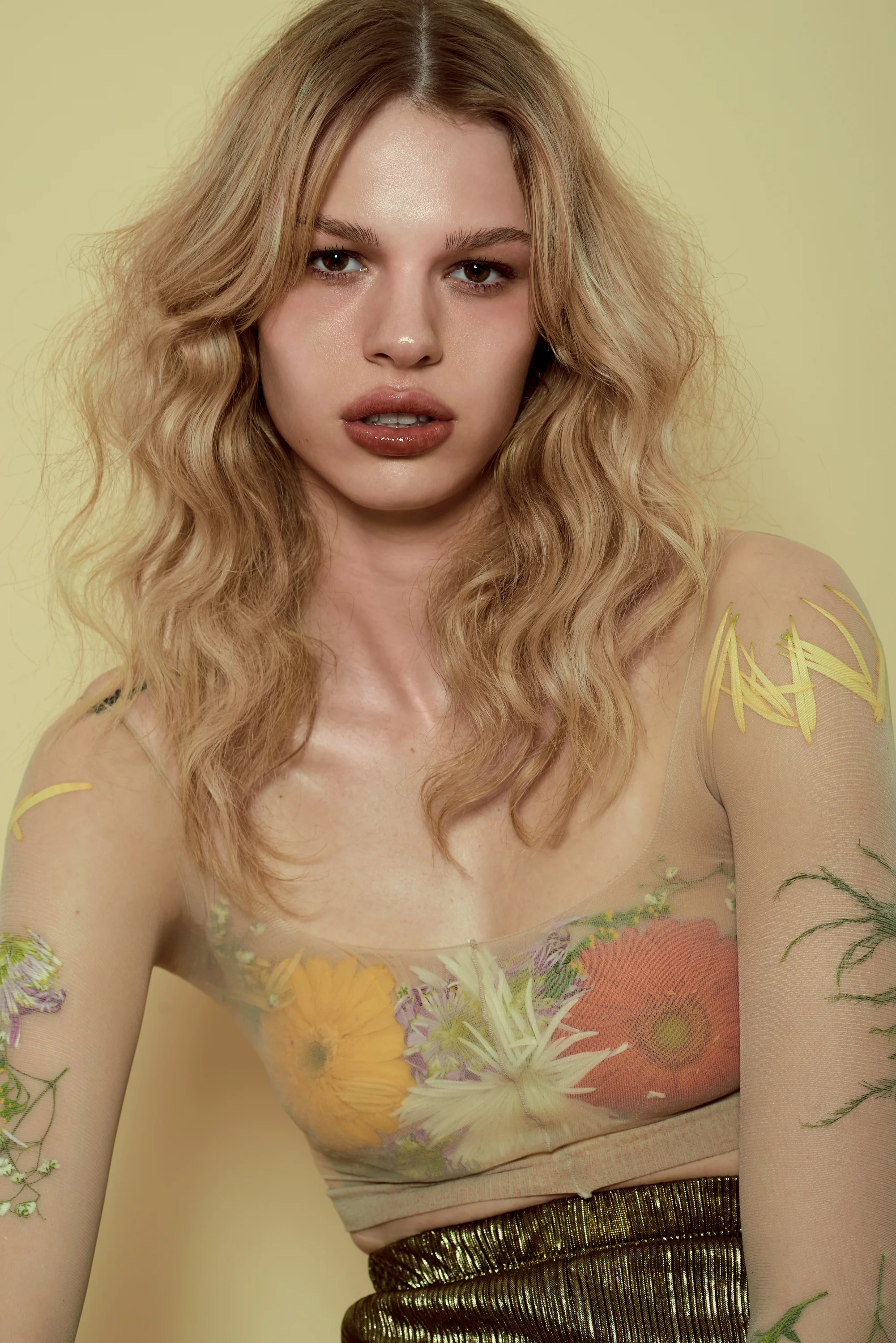 NOEMIE_FLOWERCHILD8.jpg