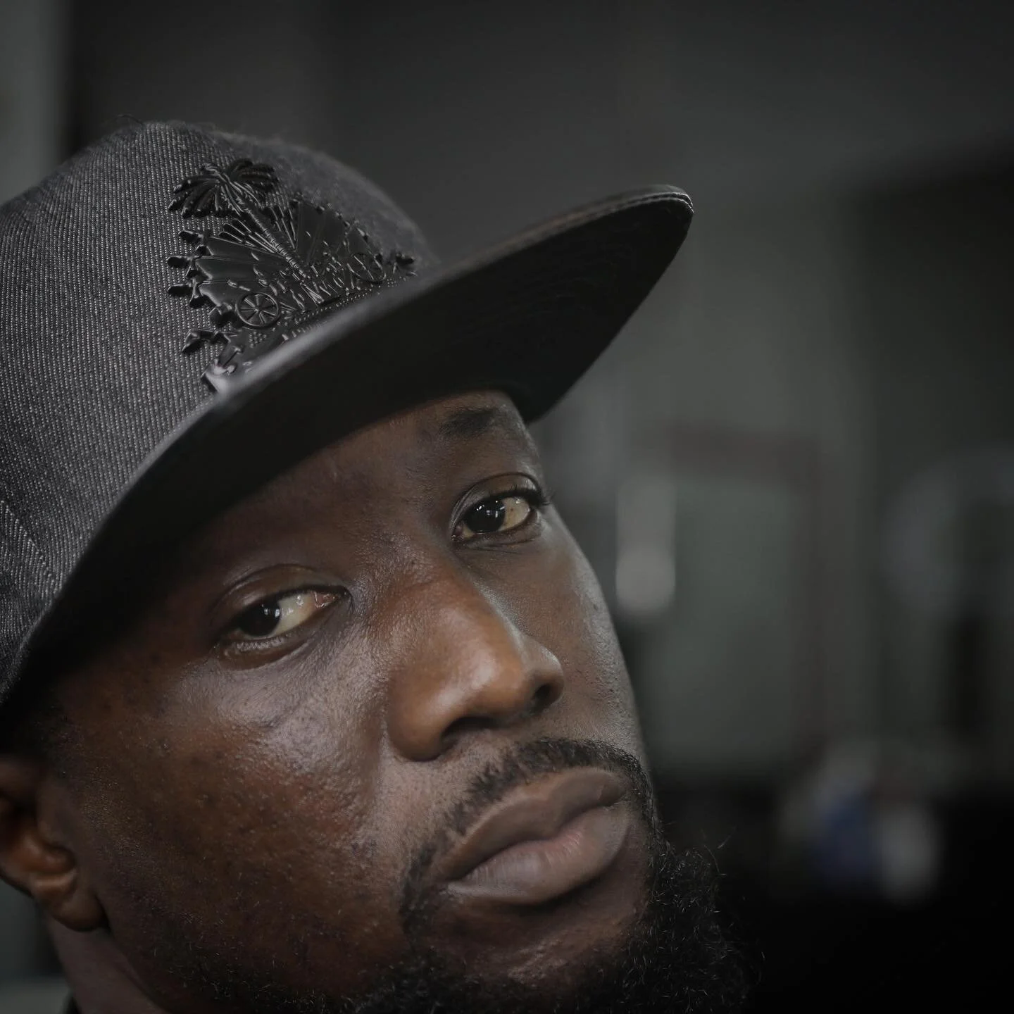 Dad Hat Nwa — Voix Inc