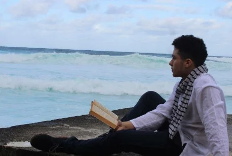 A singer restores belief in his voice