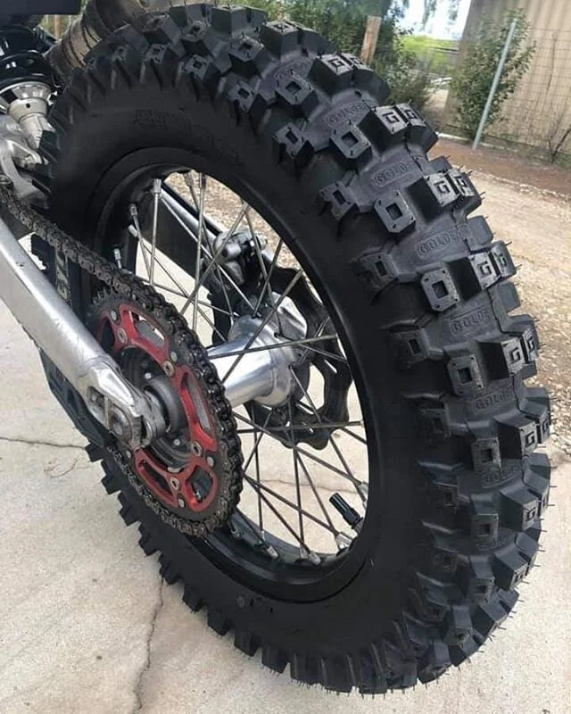 The G.O.A.T. #GT333N 120/100-18 about to create smiles for miles! #nowtrythebest | #discoveryourlimit #goldentyre | #goldentyreworld | #goldentyrewest | #Dualsportlife | #notacopy | #marktheterritory