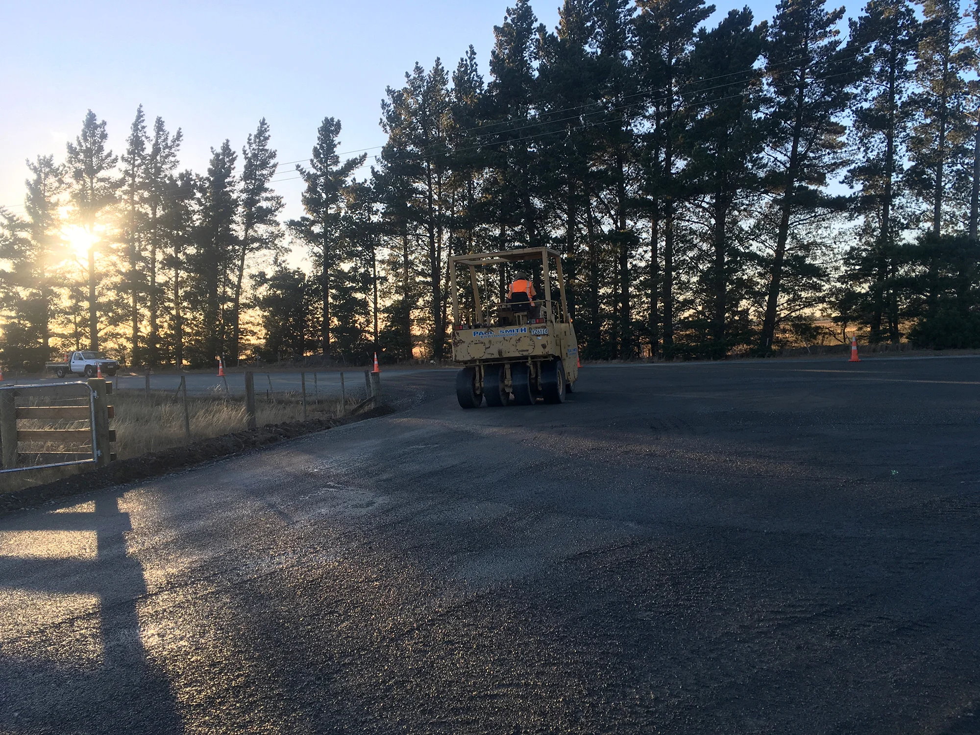 Sol-Group-Shingle-Road-Roller.jpg