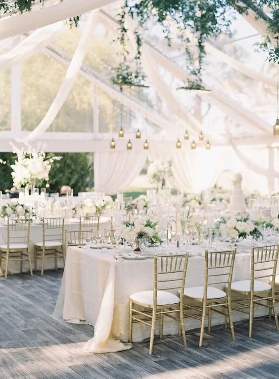 How to keep your guests comfortable during your outdoor summer wedding. Comfort is key and how to keep them cool as a cucumber.