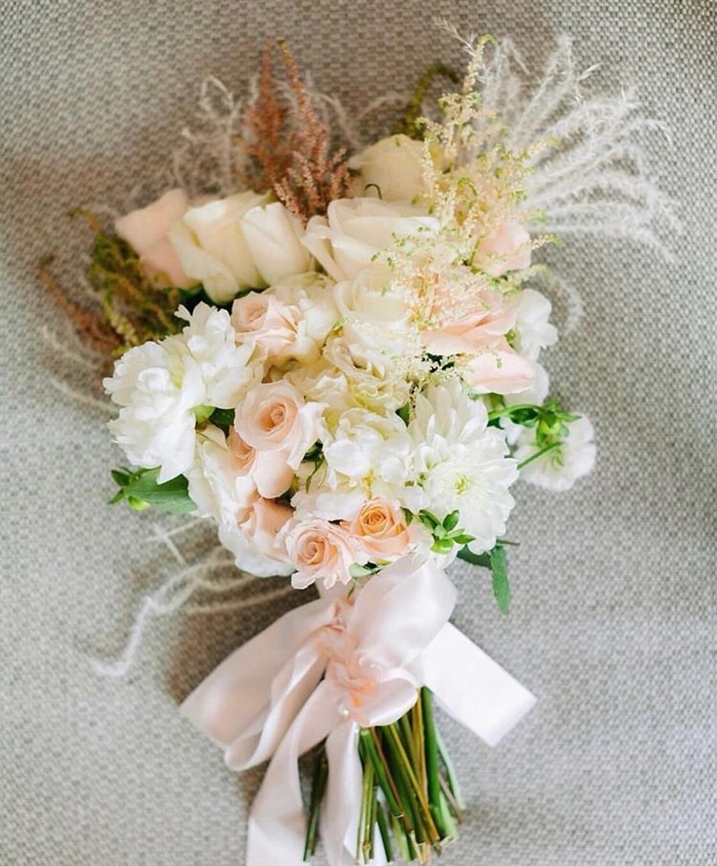 I believe that a bridal bouquet is more than just a beautiful arrangement; it&rsquo;s an expression of the bride&rsquo;s essence and style. Each flower, chosen with intention, tells a part of her story and reflects the elegance of the day.

This soft