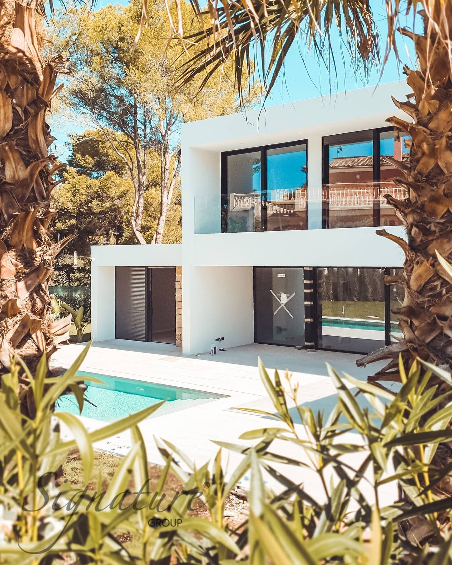 We're very excited to soon add another completed project to our portfolio. 
Villa Thesia, which is located in Santa Ponsa, close to the Club Nautico de Santa Ponsa, is a 4 bedroom / 3 bathroom cul-de-sac property with a generous garden, terrace and p