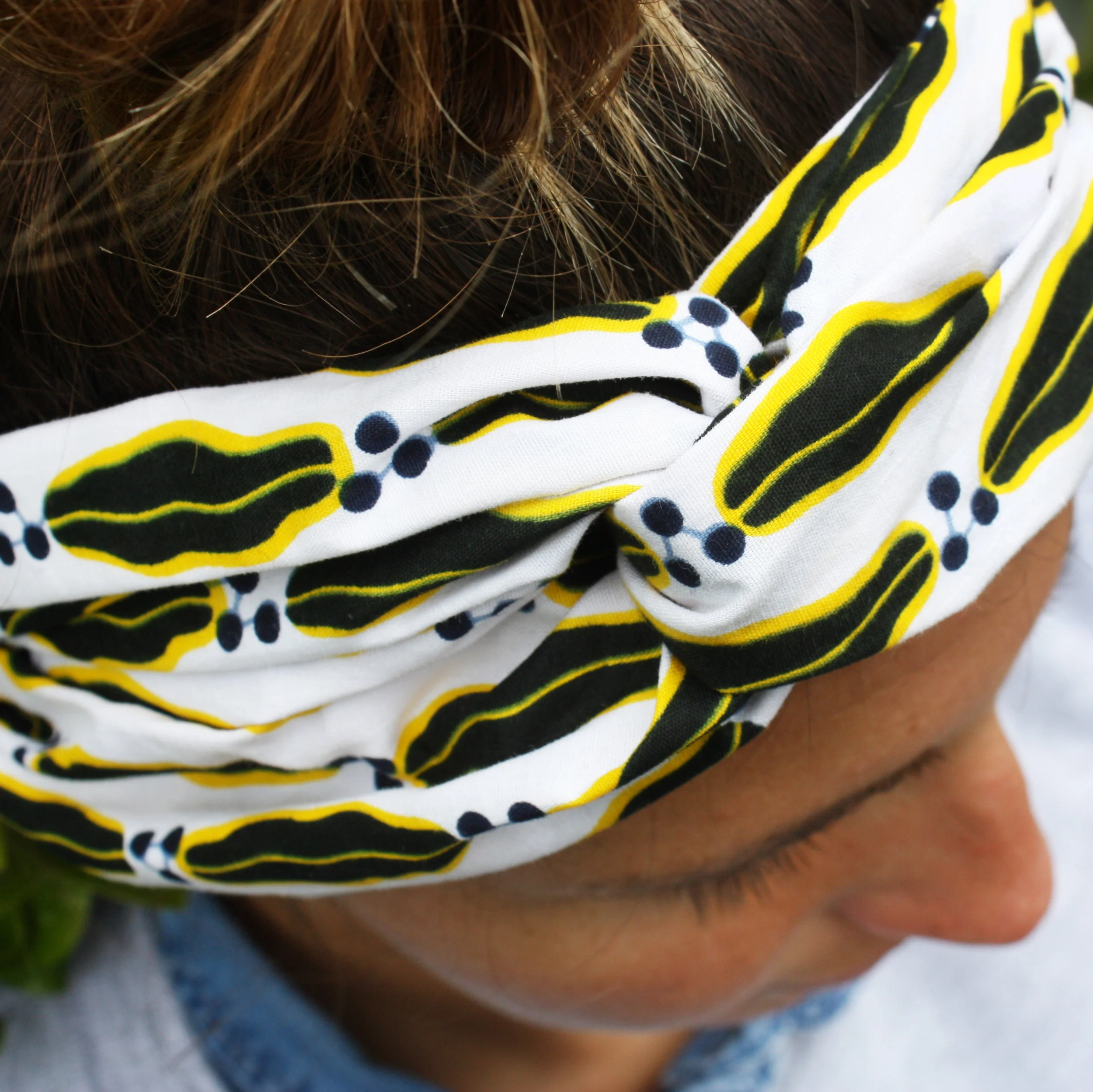 adjamée-bandeau-jaune-1.jpg