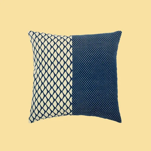 adjamee_coussin_brise_marine_carre-fond.jpg