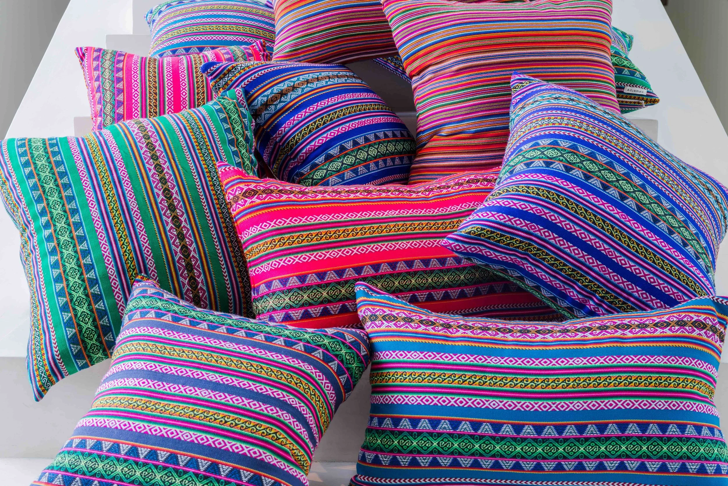 adjamee_decoration_coussin_escalier-focus - copie.jpg