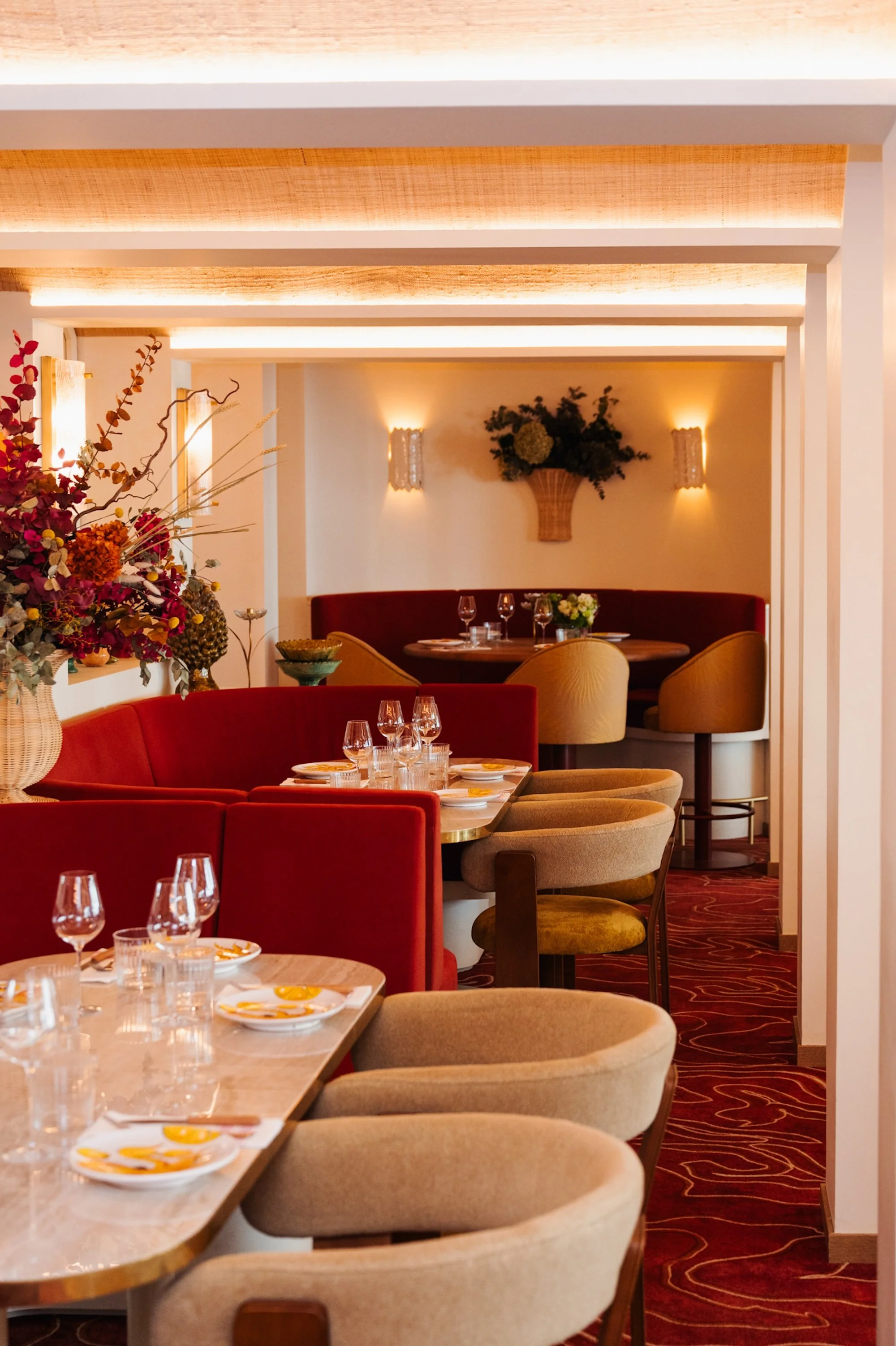 Agencement du restaurant Laïa Monceau - alcôves - APRÈS