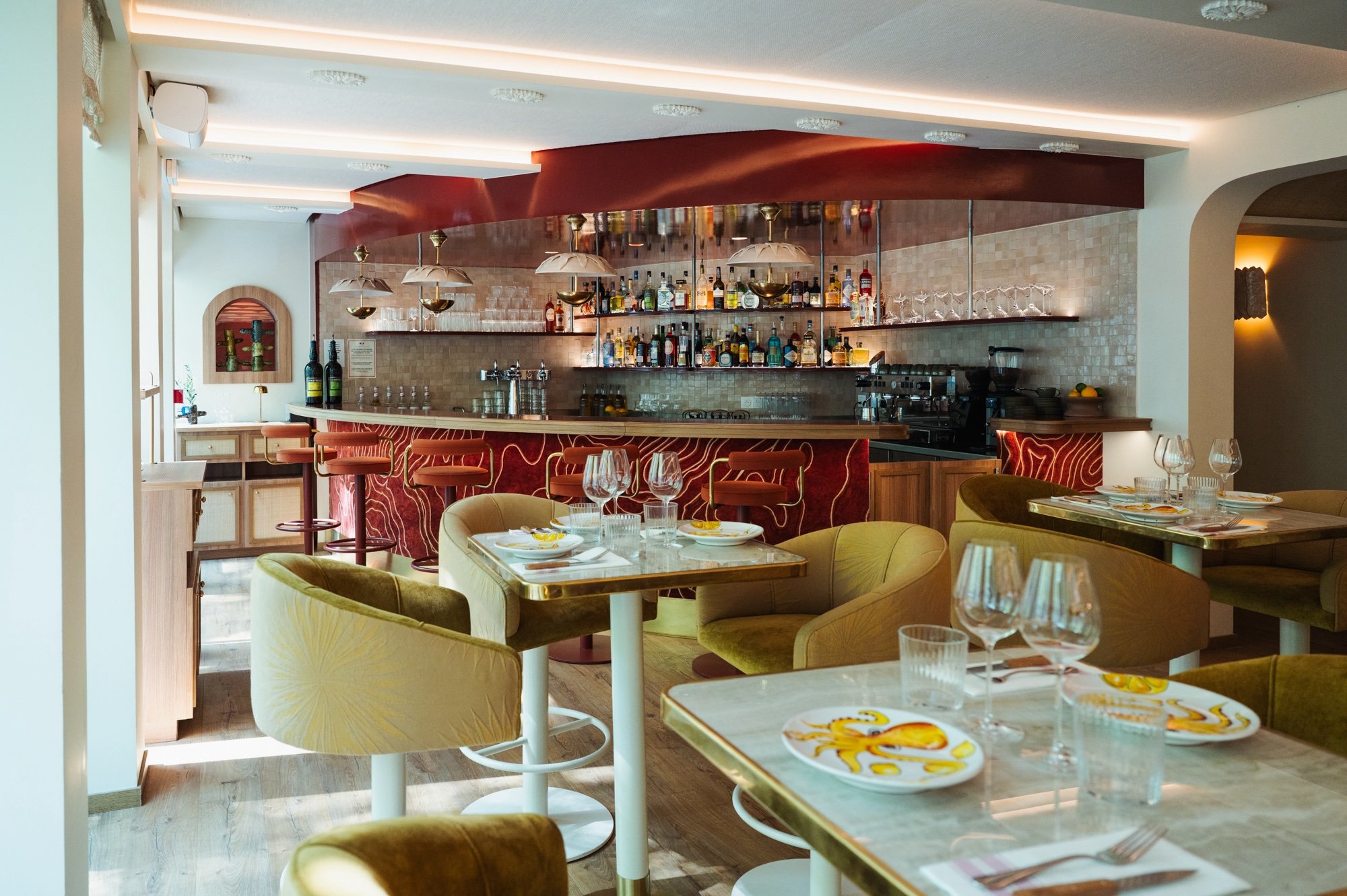 Bar central restaurant Laïa Monceau Paris