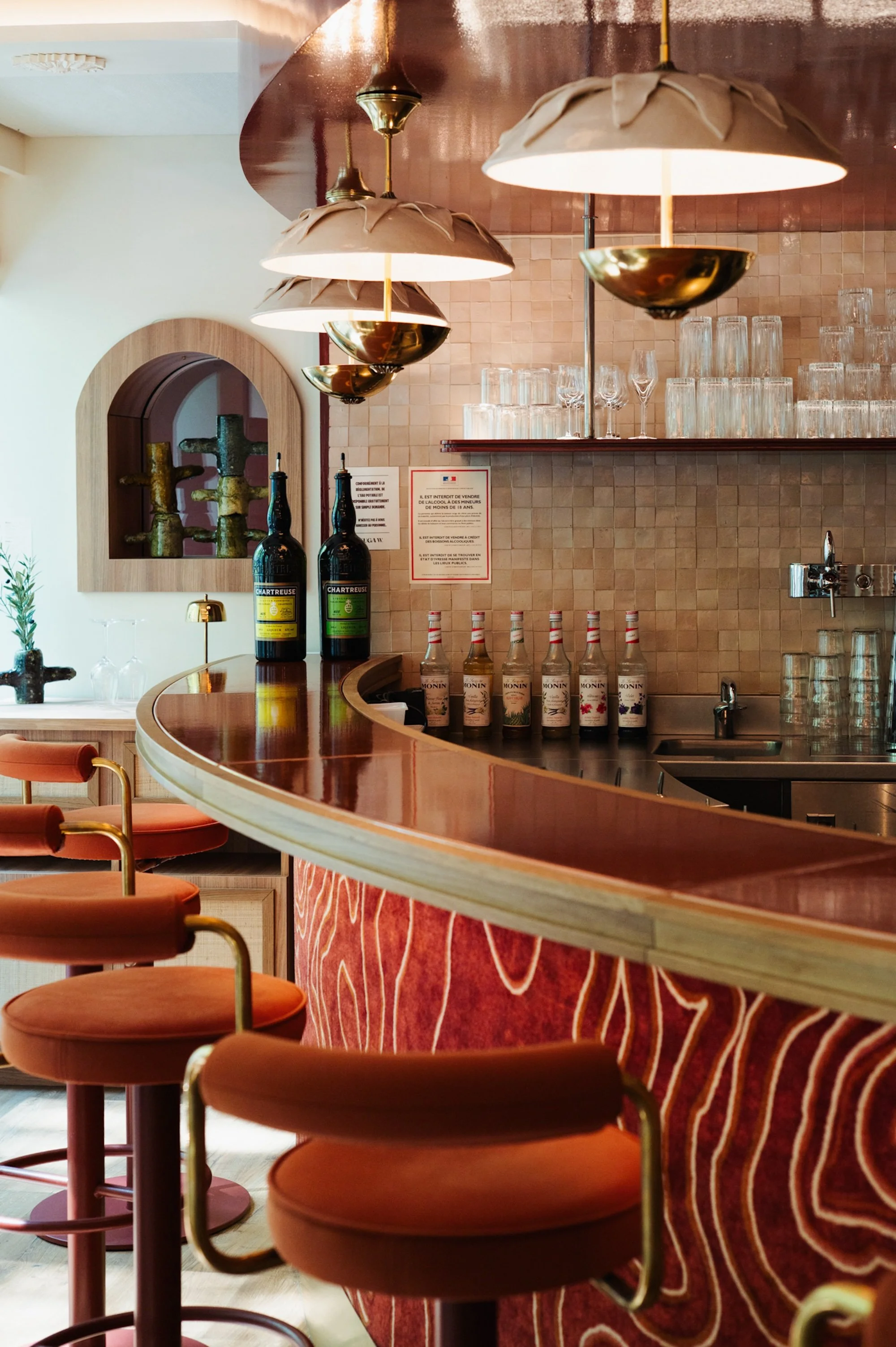 * Bar restaurant design Paris — Laïa Monceau