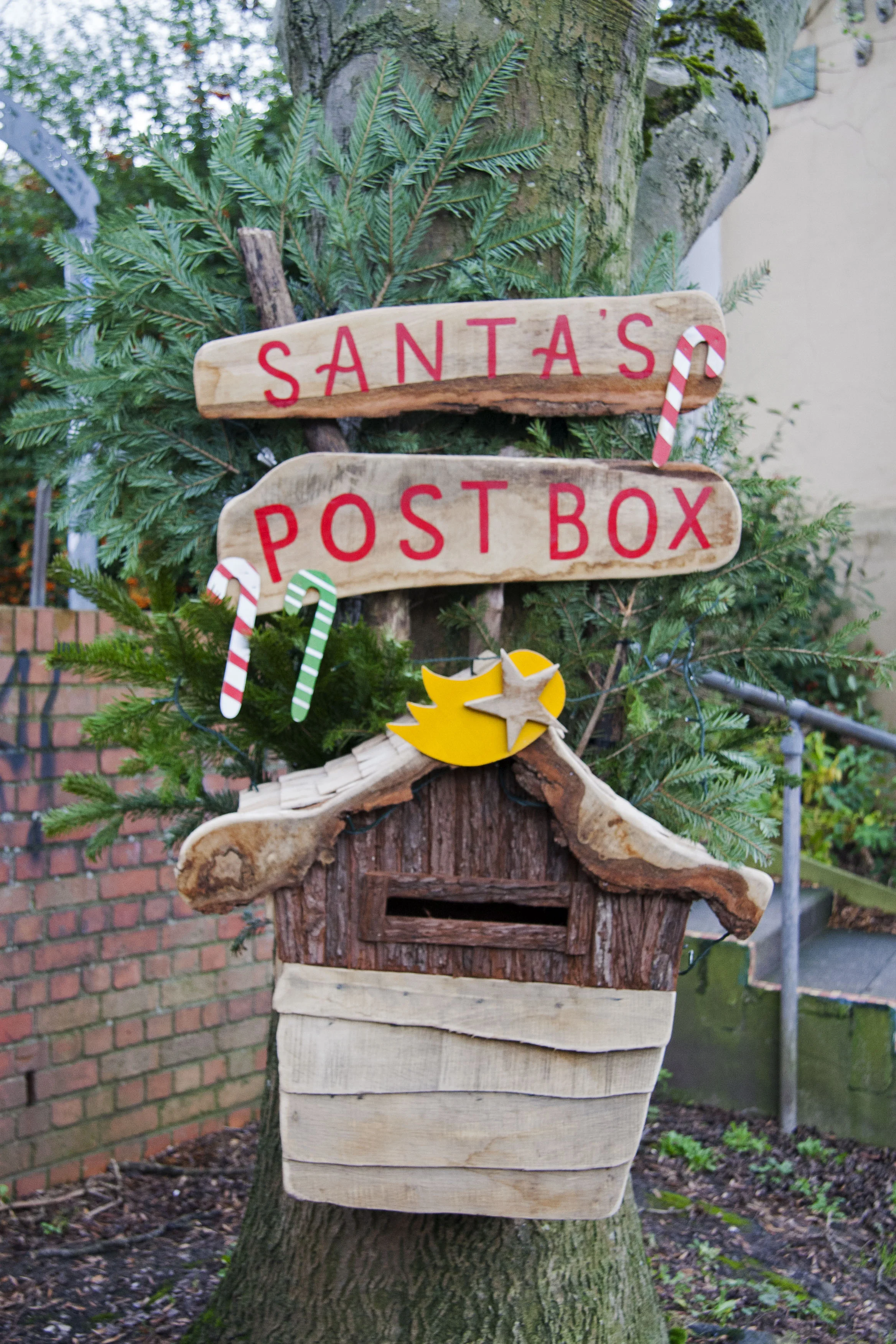 Santas Mailbox.jpg