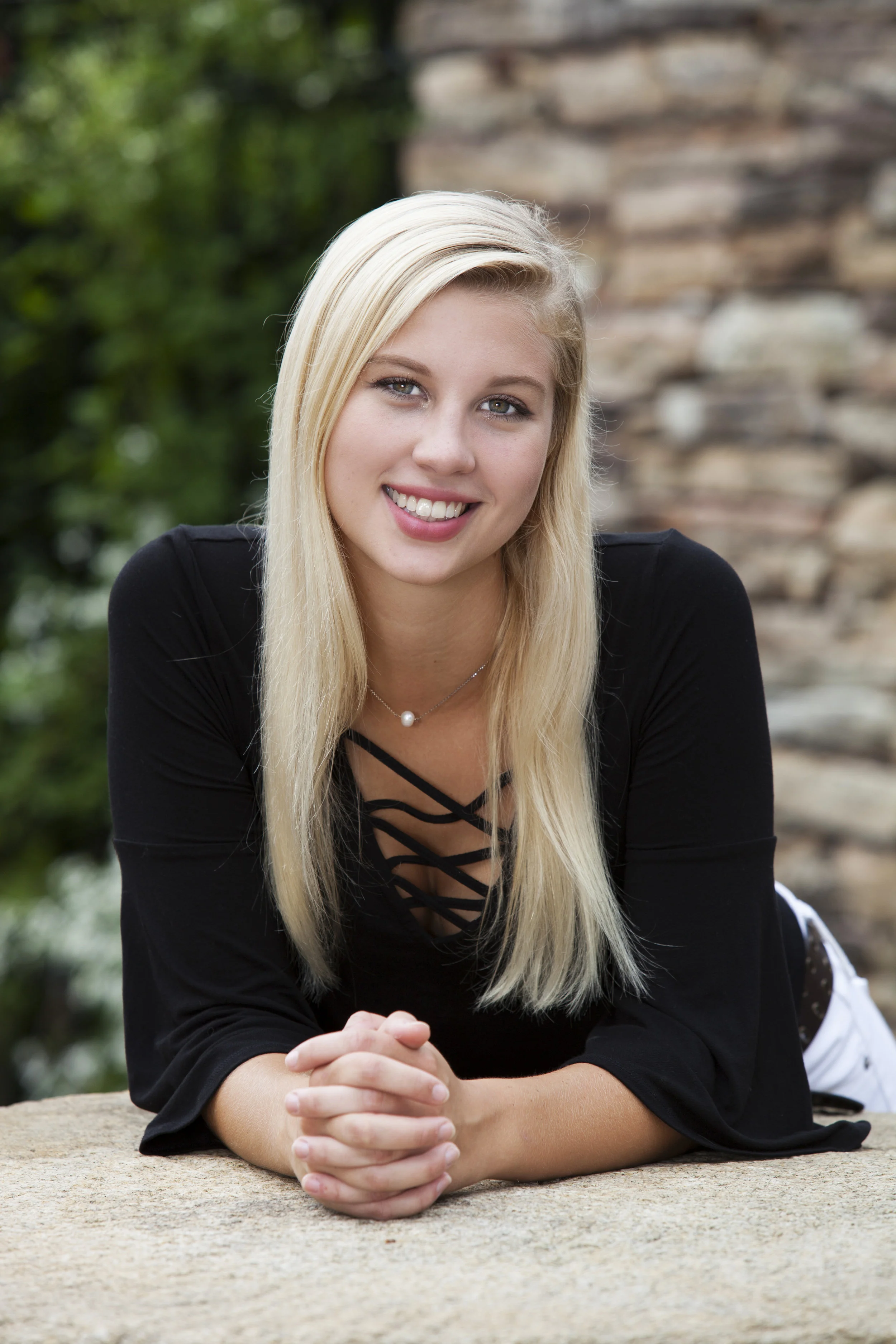 DINA SENIOR 2016   034.JPG