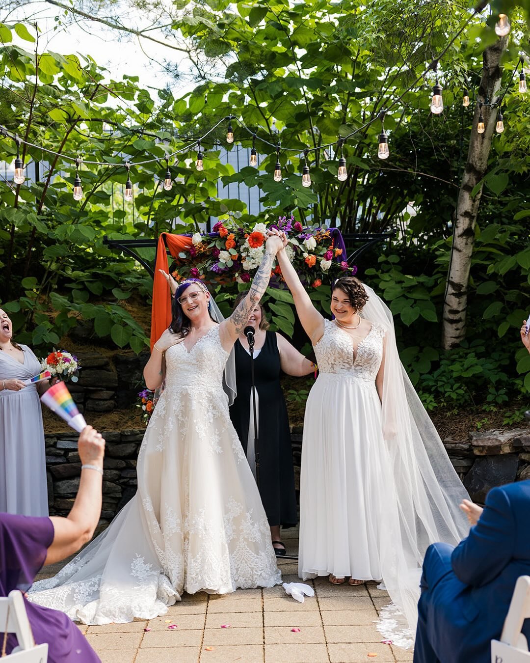 Happy one year anniversary to Lauren and Charlotte!!! And happy pride month!! 🏳️&zwj;🌈🏳️&zwj;⚧️✨
&bull;
&bull;
&bull;
#pride #pride🌈 #queerwedding #queerweddingphotographer #lgbtqweddingphotographer #lgbtqwedding #documentaryweddingphotography #d