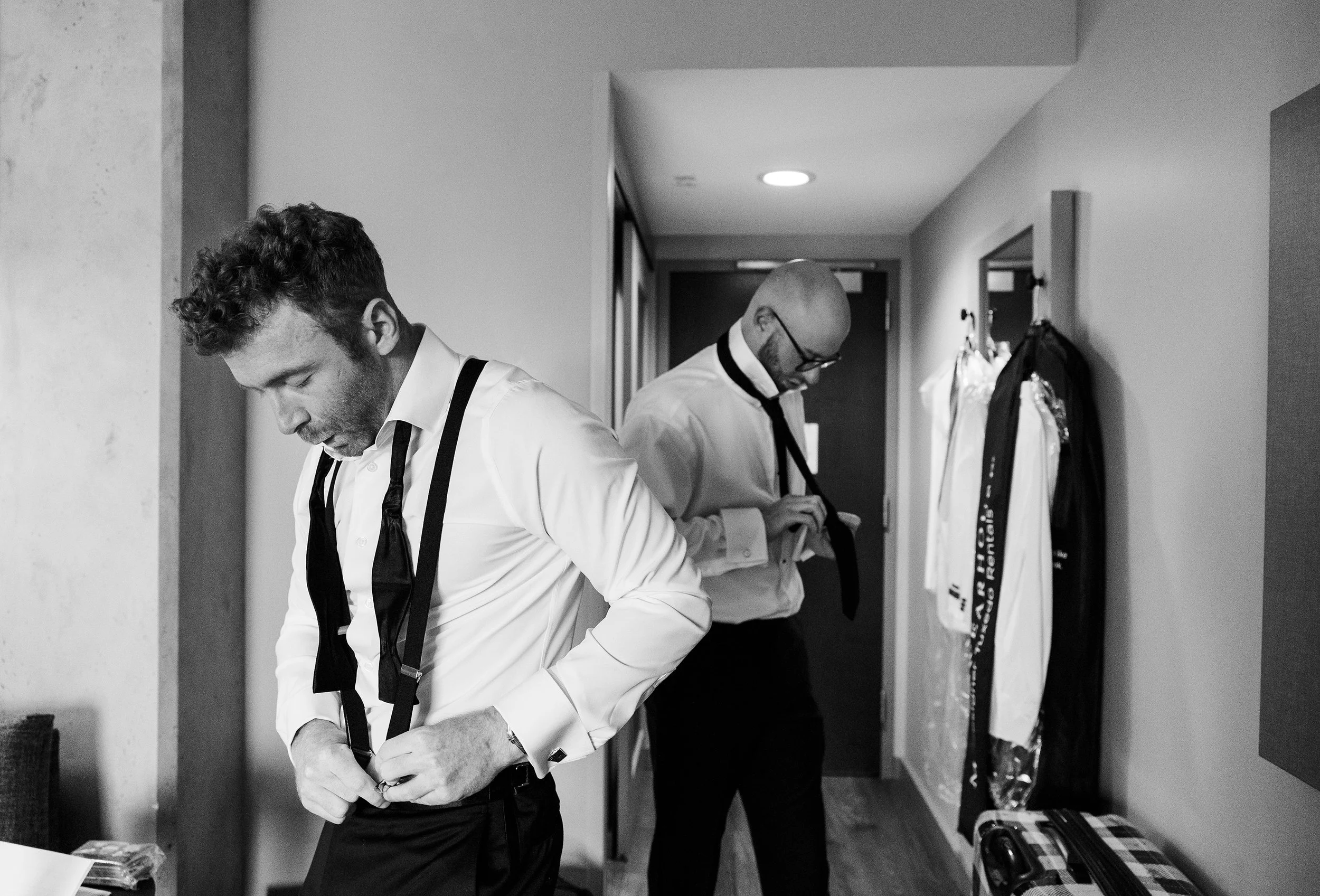 Groom getting ready in Wicker Park Chicago