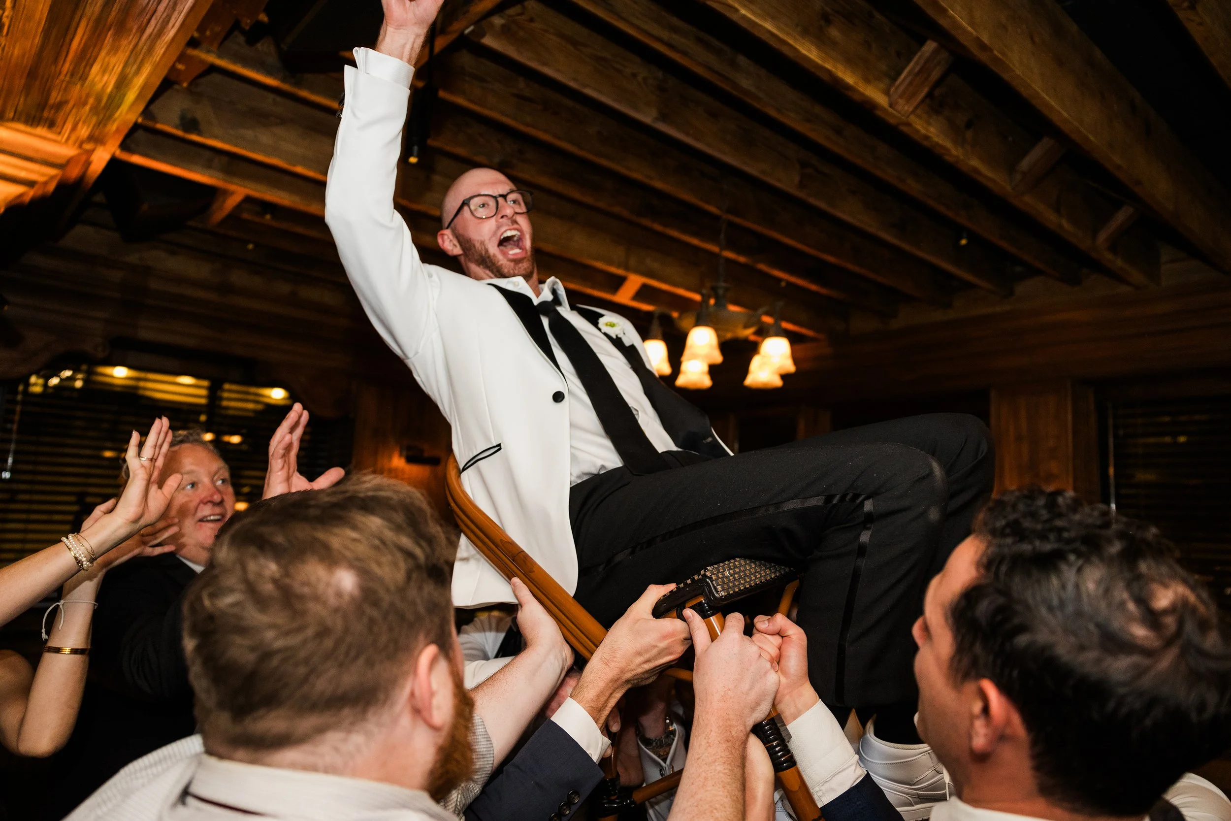 GiltBarChicagoWedding_117.jpg