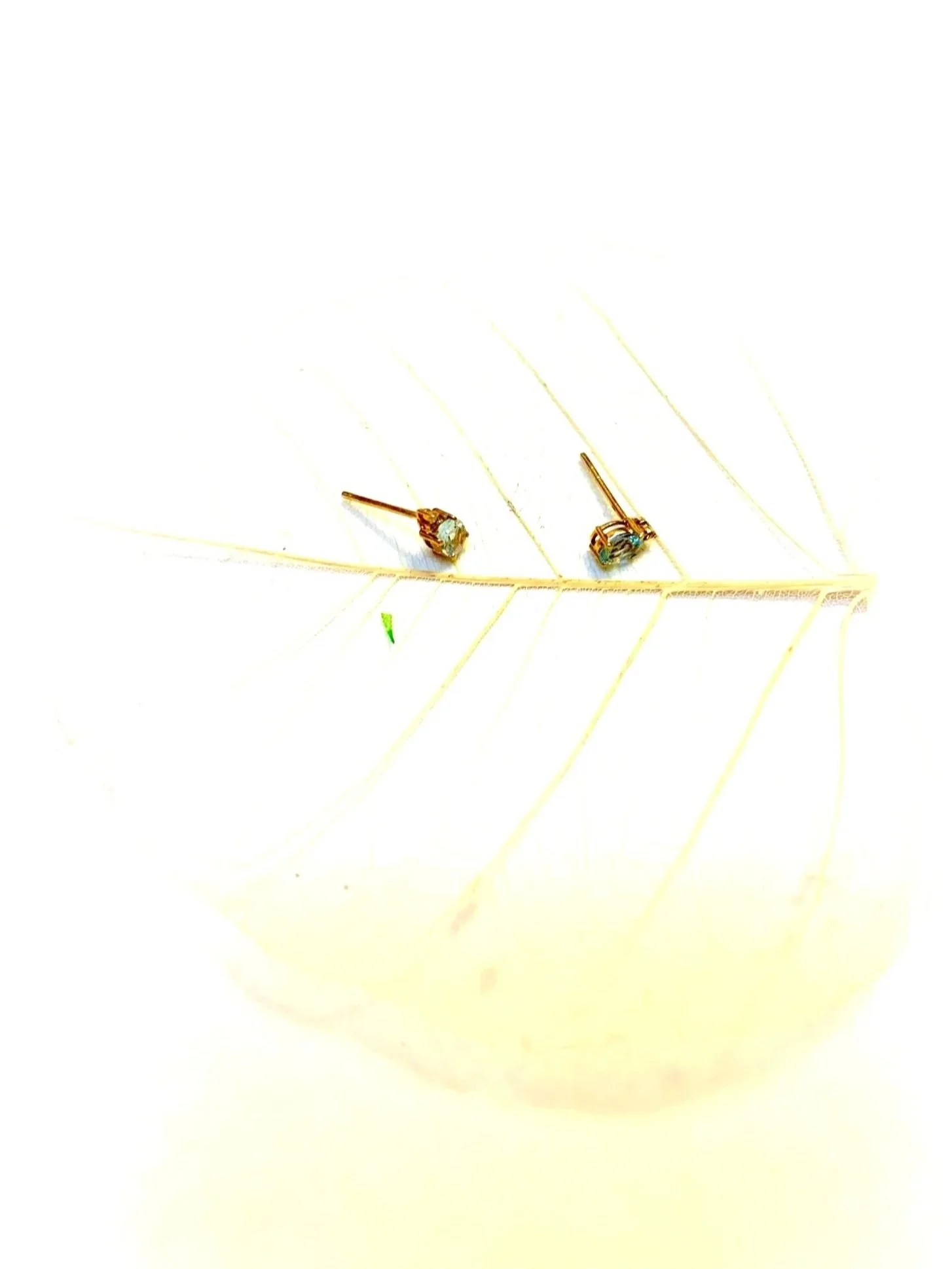 BLUE TOPAZ & DIAMONDS GOLD EARRINGS