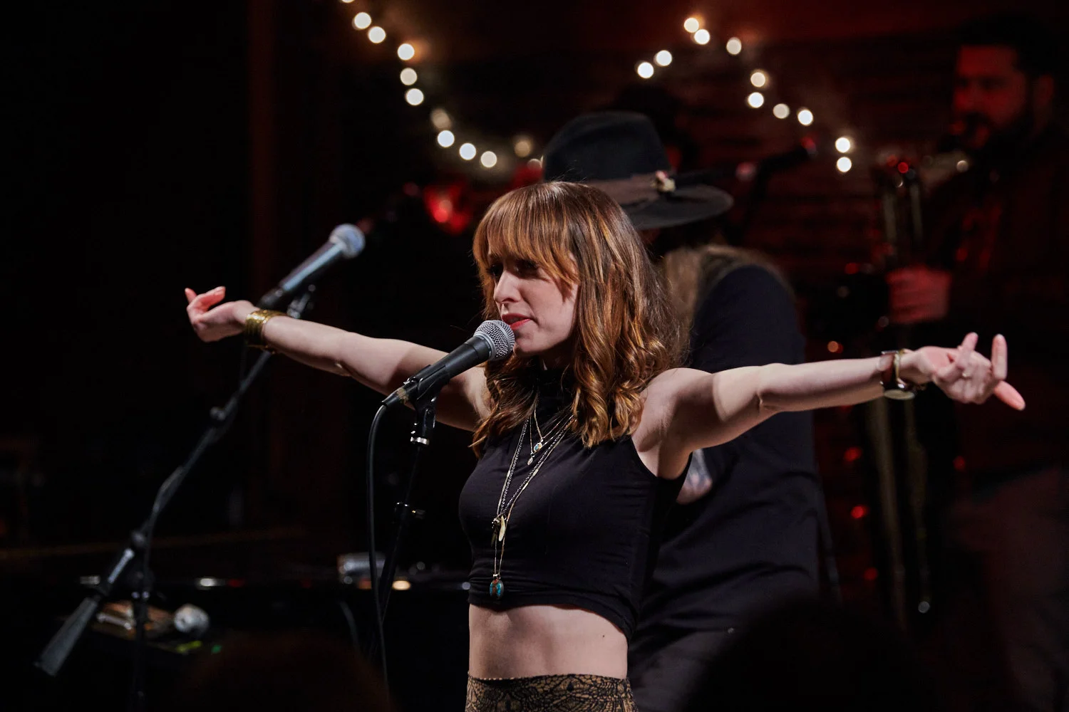 Sister Sparrow &amp; The Dirty Birds