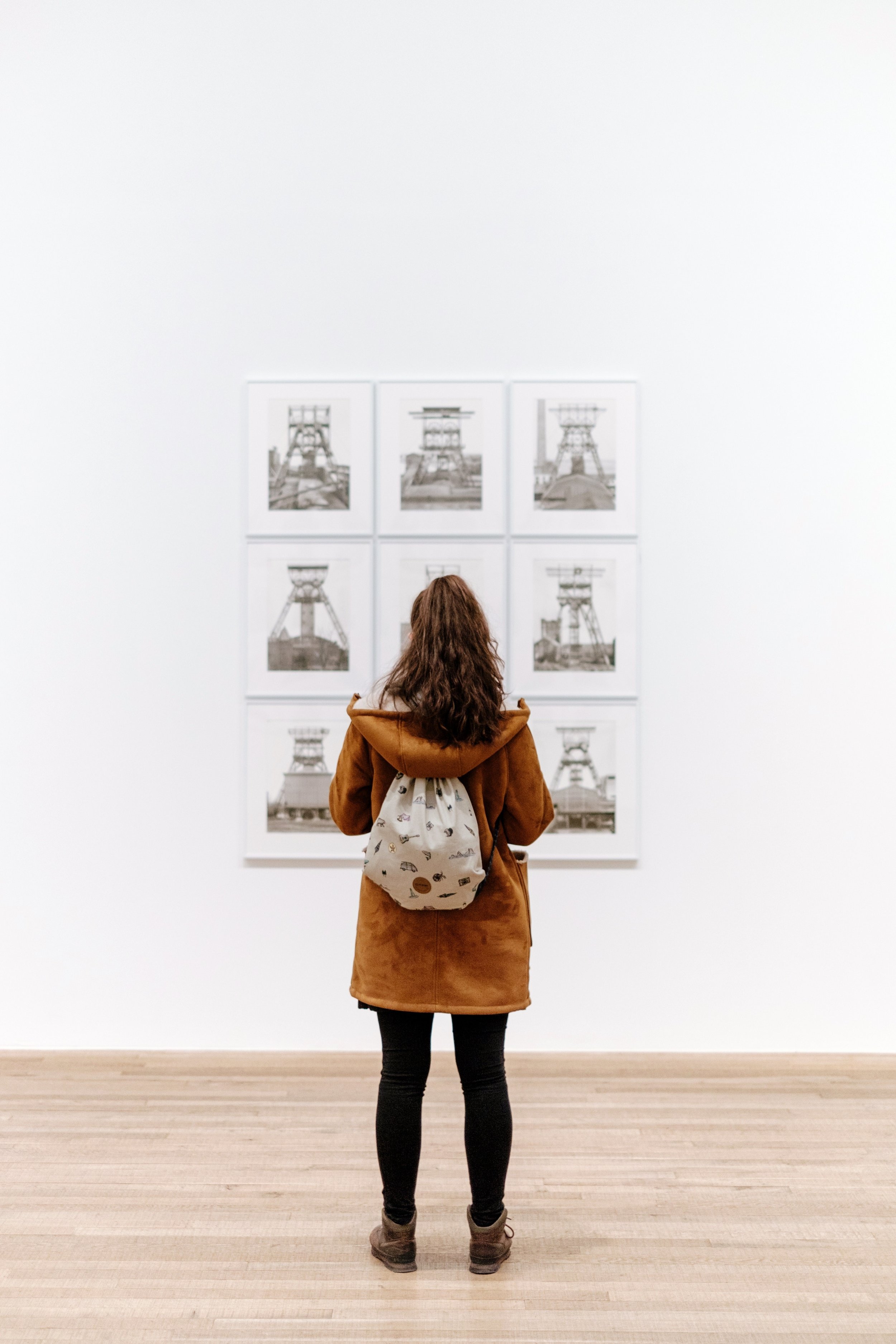 Gallery Stroll photo - unsplash.jpg