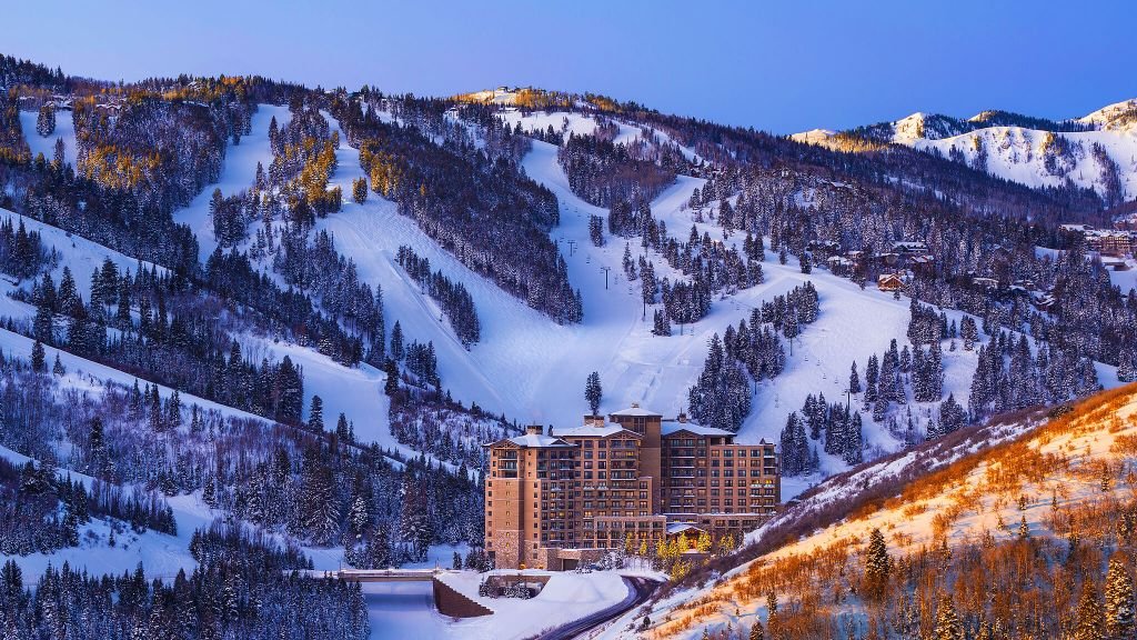 006814-02-Exterior-St Regis Deer Valley.jpeg