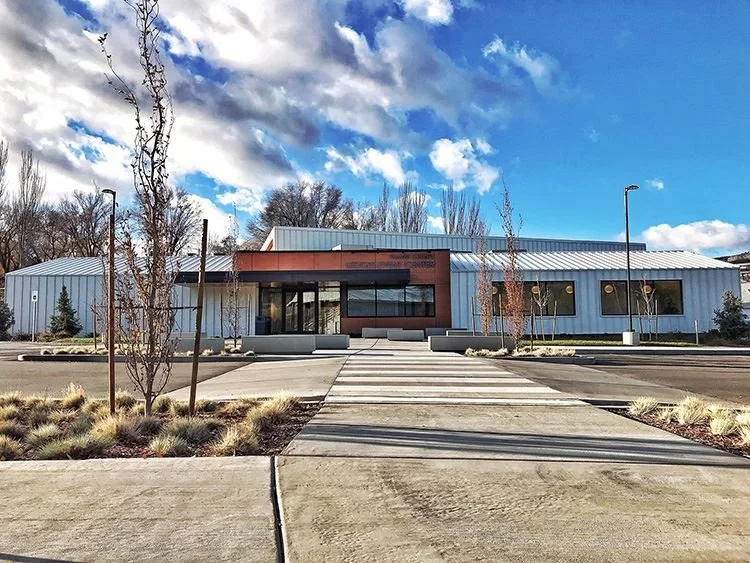 CALL FOR ARTISTS // LEDGES EVENTS CENTER