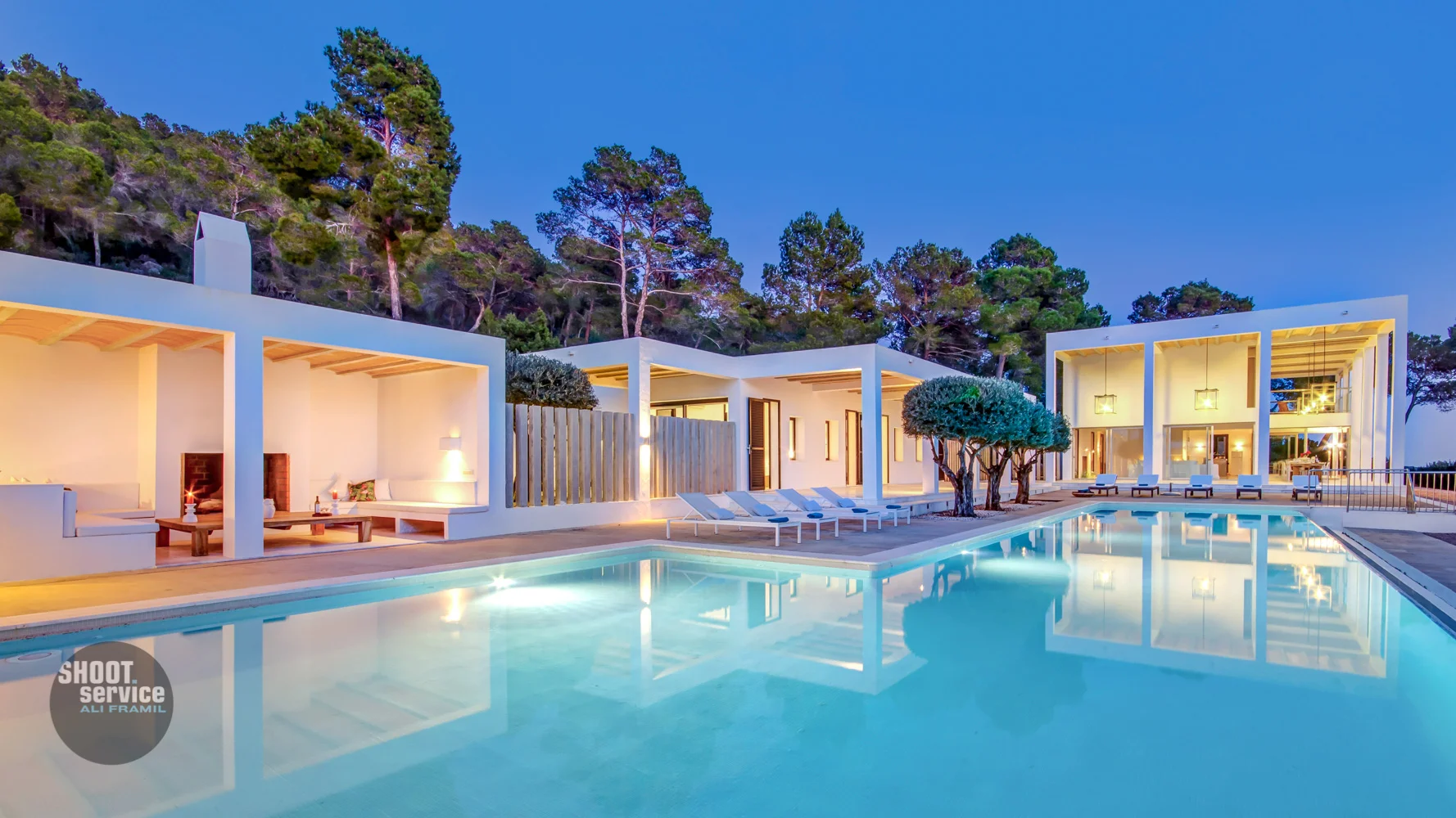 Le Collectionist-Villa 1-14_Website.jpg