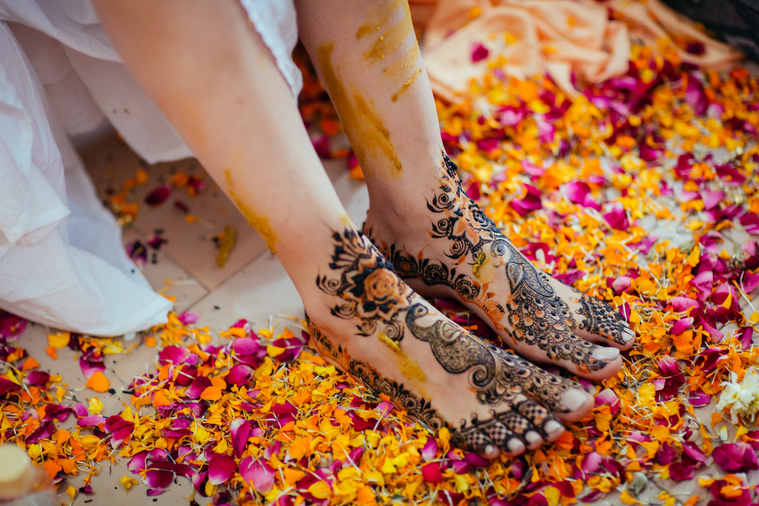 Mehndi & Haldi-321.jpg