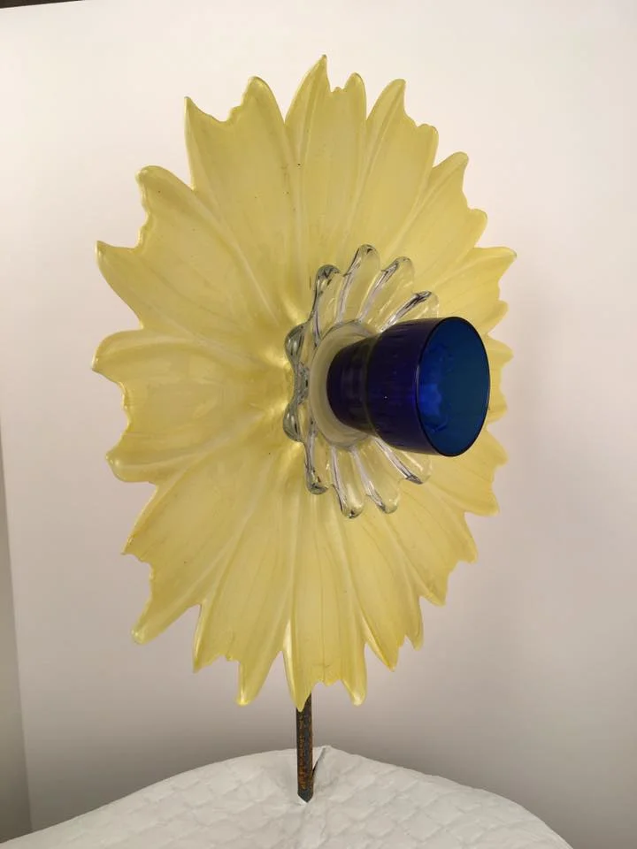 sunflower glass art 2.jpg