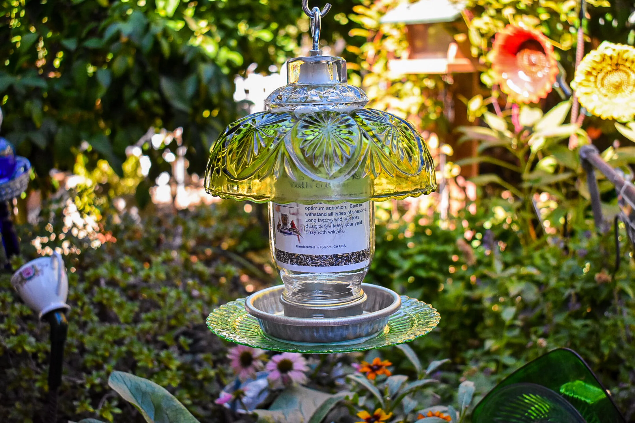 Finchfeeder132b.jpg
