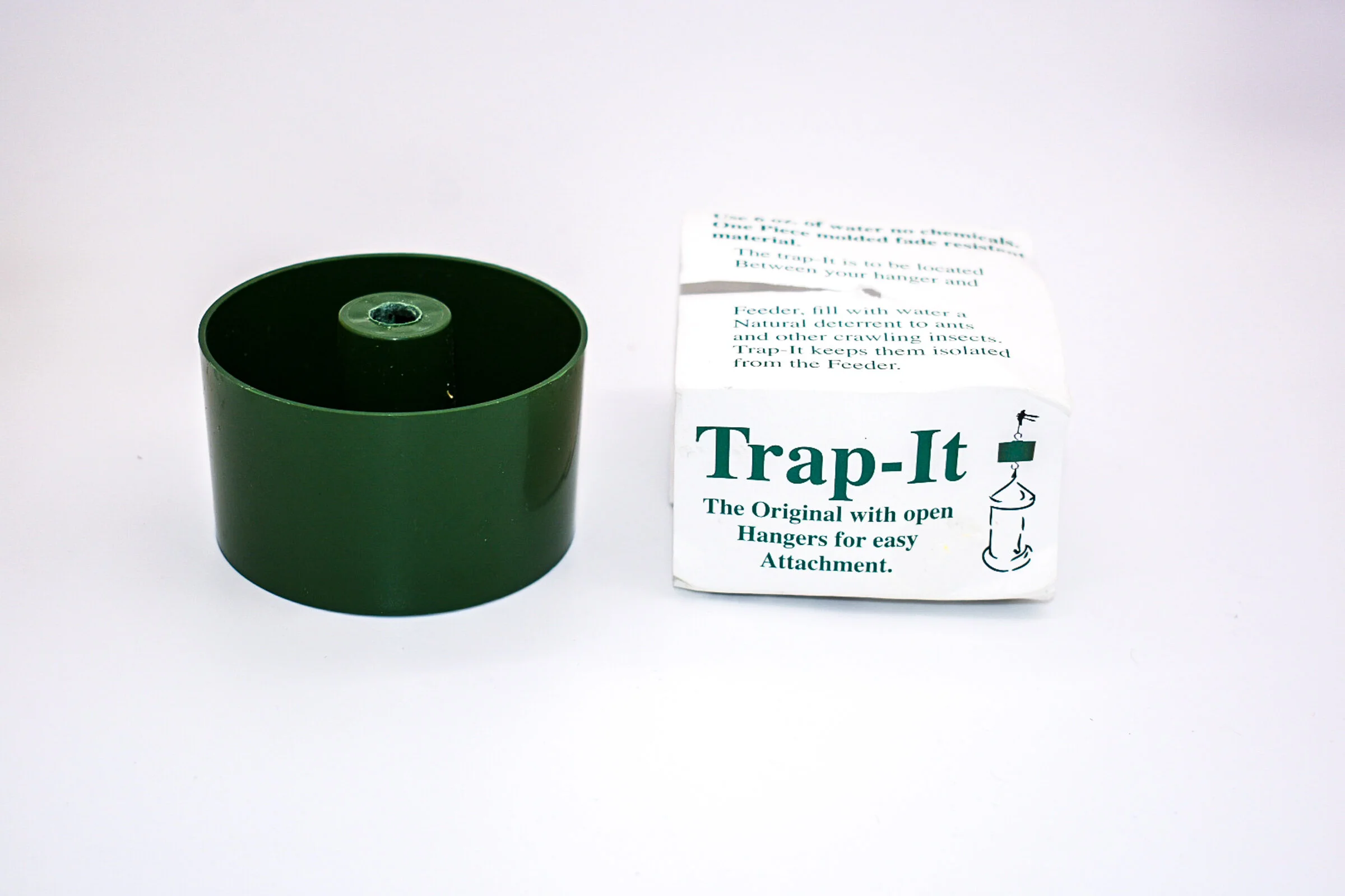 Hummingbird Feeder Pole Adapter Kit with Ant Trap (Red) for 3/8" Pole