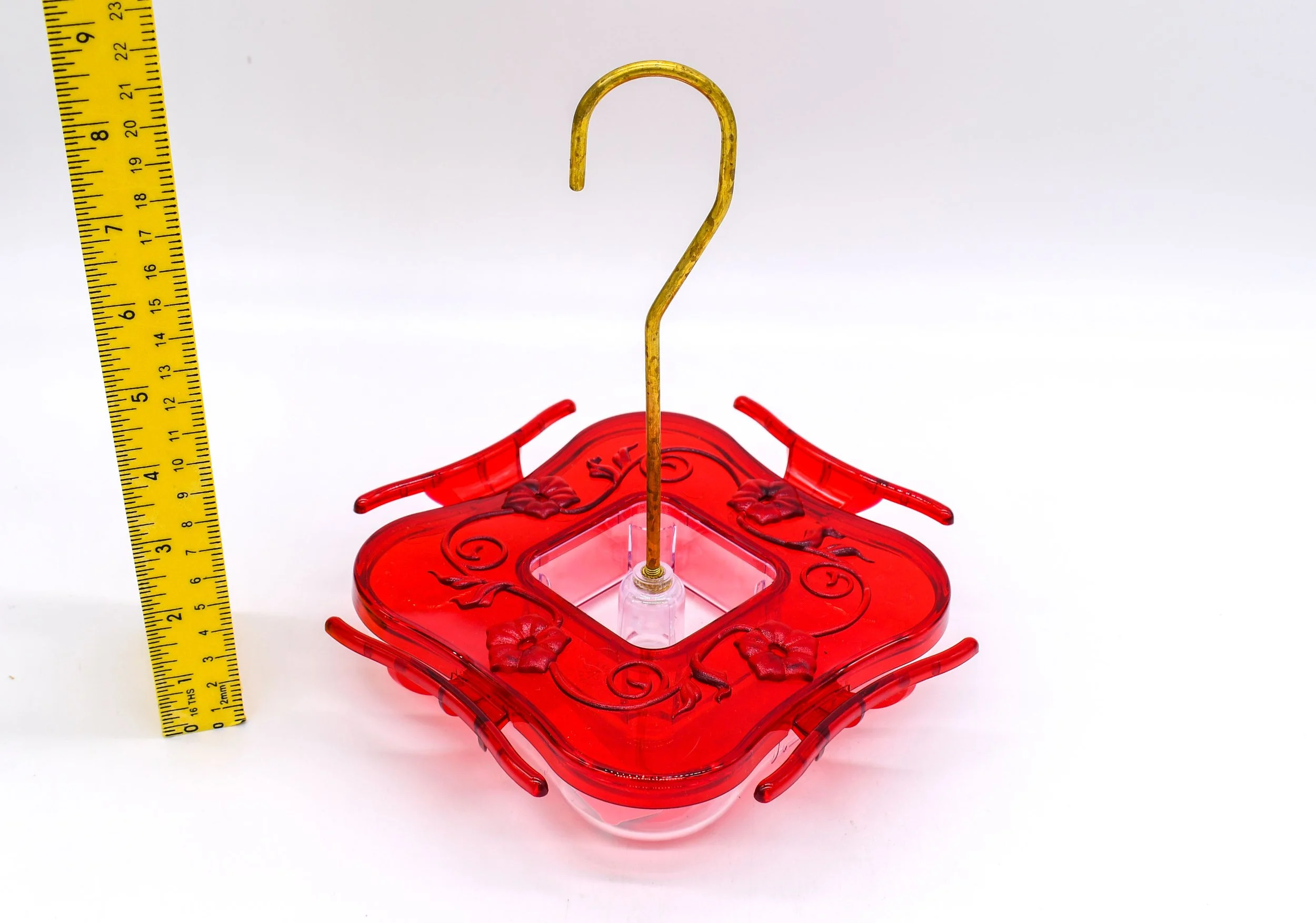 Aspects HighView Square 8 oz hanging hummingbird feeder with ruler showing overall dimensions