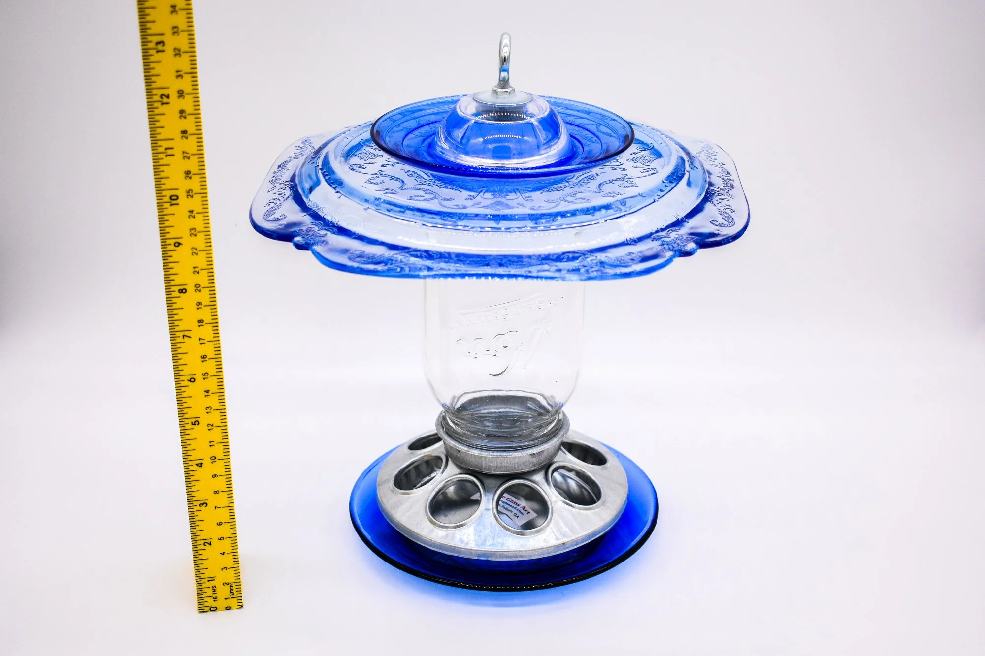 Unique Feeder