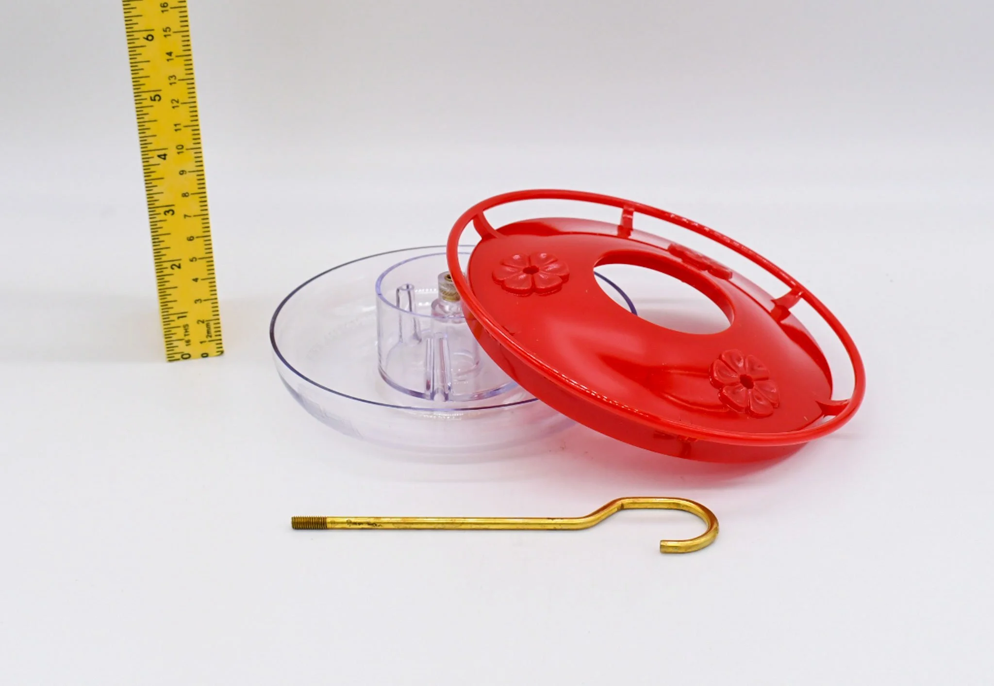Aspects HighView Mini feeder components separated to demonstrate simple cleaning and assembly.