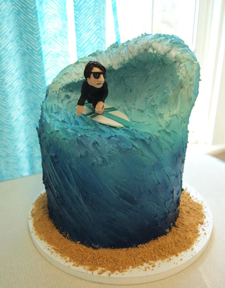 Surfing Cake with Buttercream Wave and Sculpture